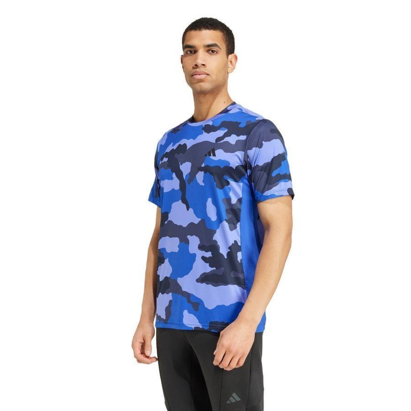 Camiseta adidas Estampada Train Essentials Camo - Masculina - Foto 2