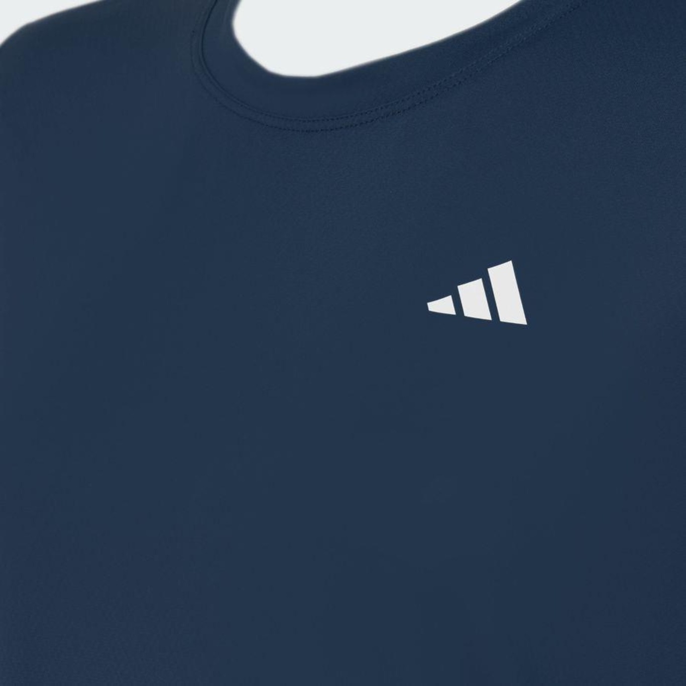 Camiseta adidas Otr Basic Tee - Feminina - Foto 4