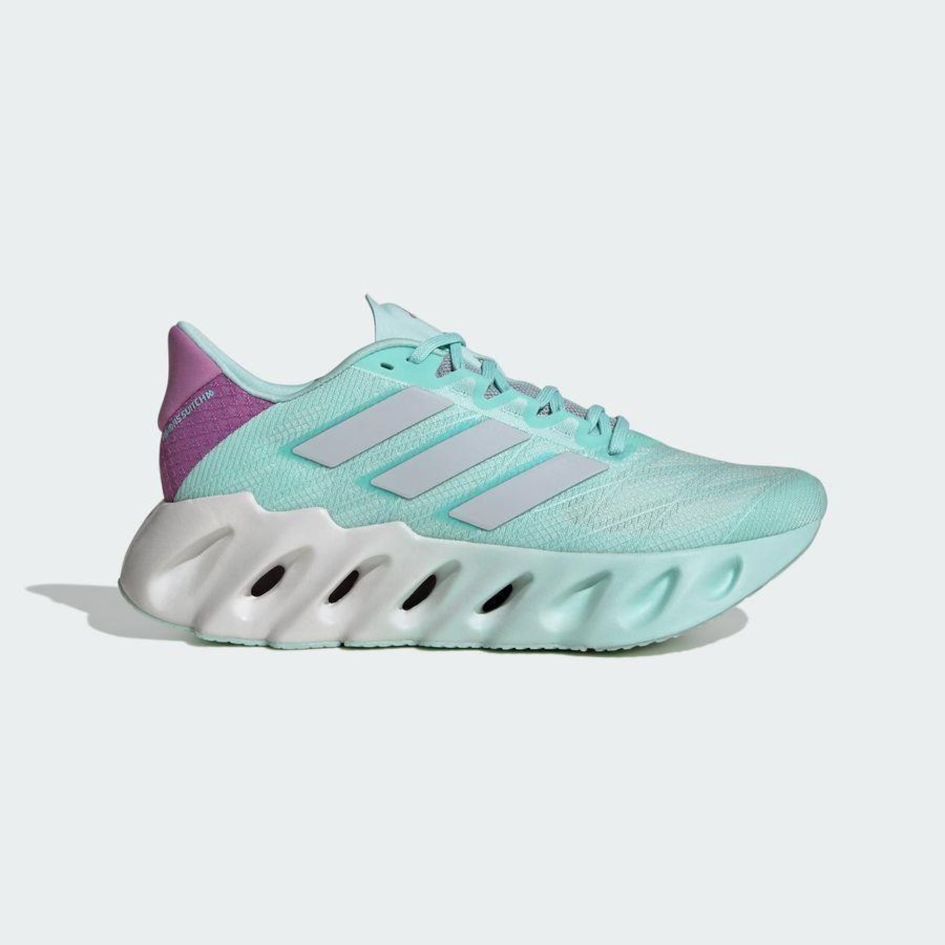 Tênis adidas Switch Fwd 2 - Feminino - Foto 2