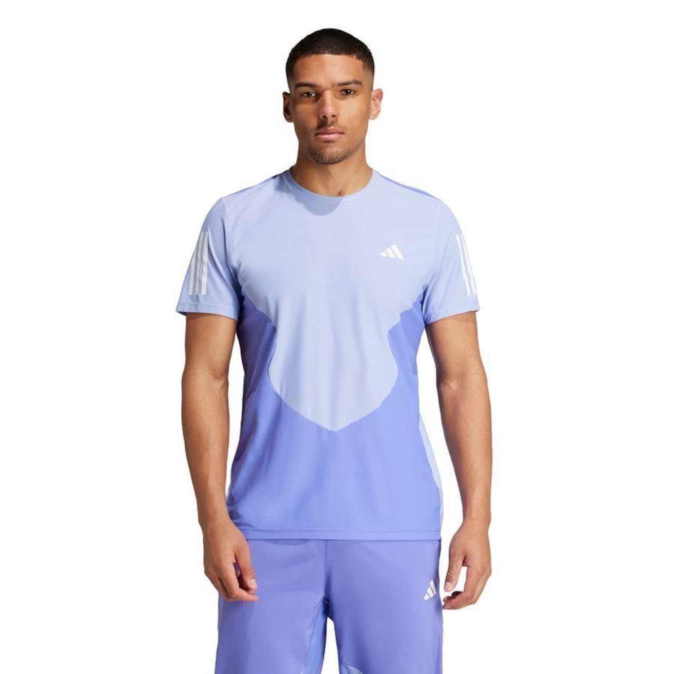 Camiseta adidas Own The Run Colorblock Aeroready - Masculina - Foto 2