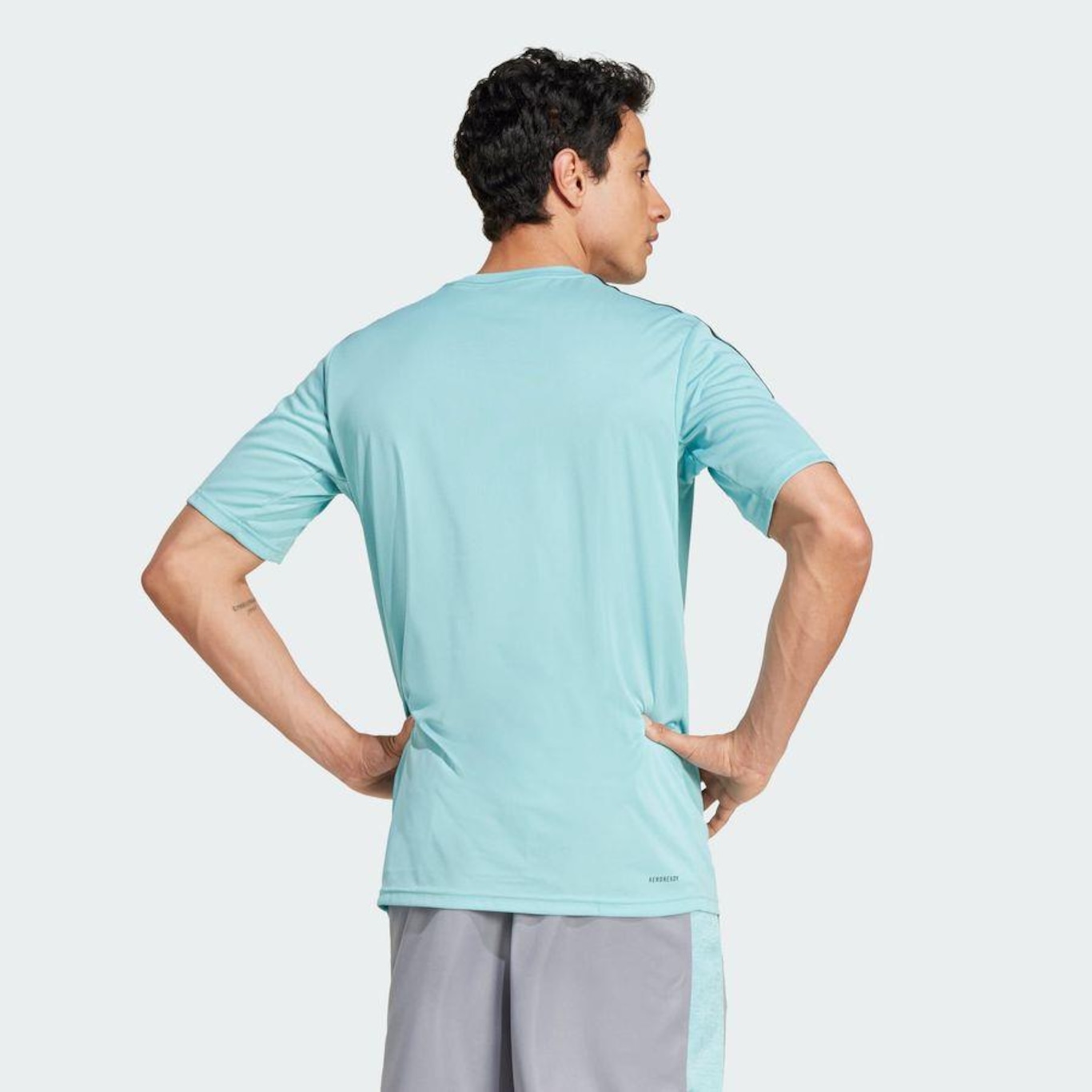 Camiseta adidas Train Essentials 3-Stripes - Masculina - Foto 5