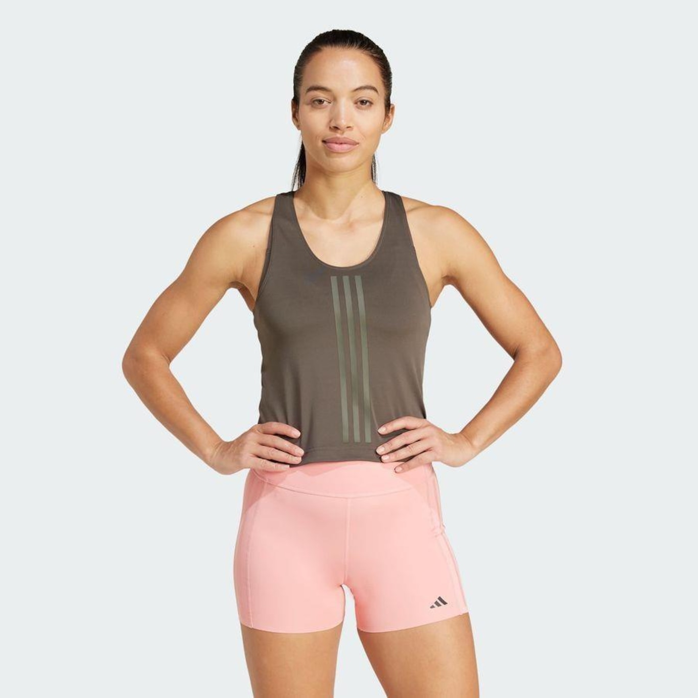 Camiseta Regata adidas Justa Power Reversível Três Listras - Feminina - Foto 3