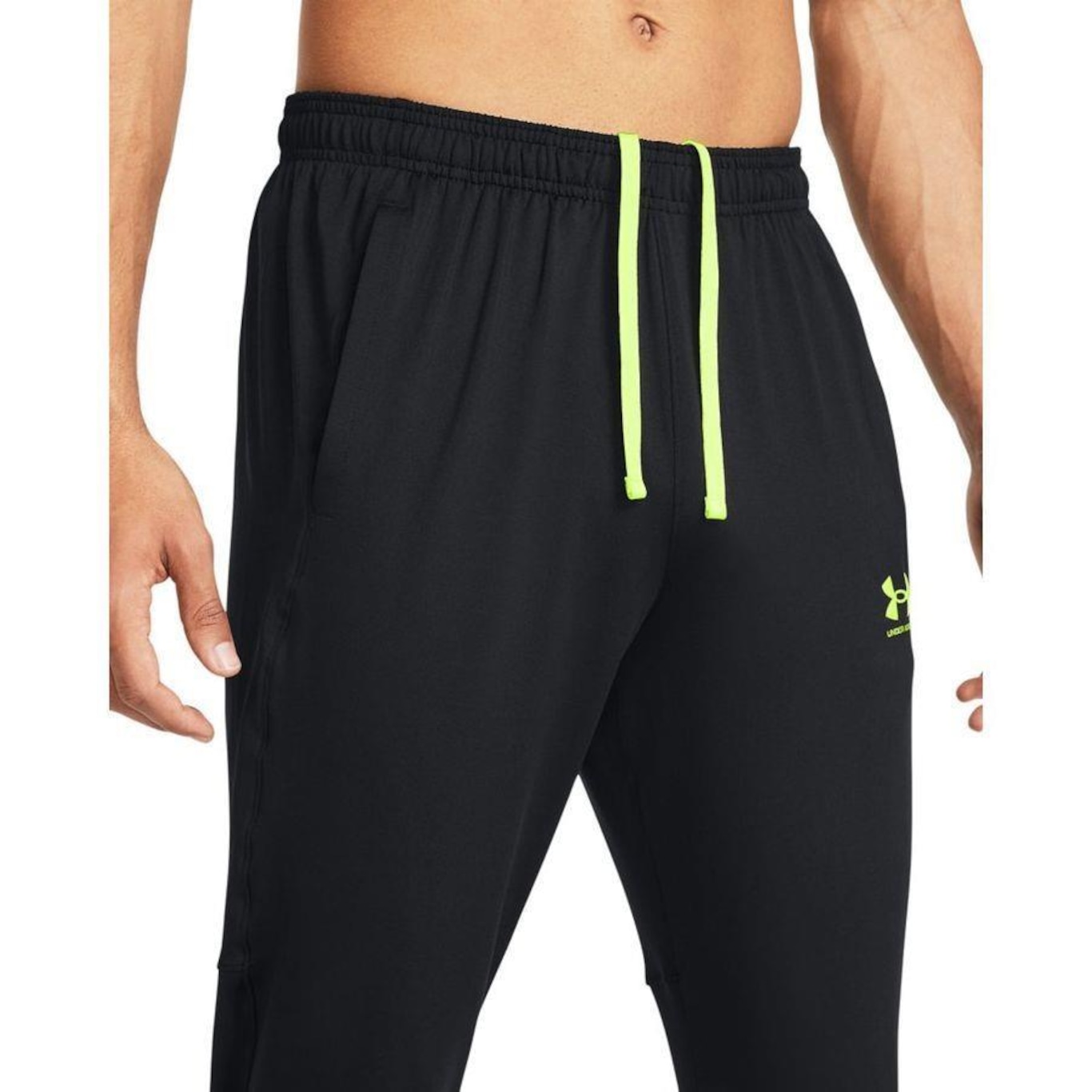 Calça de Treino Under Armour Challenger - Masculina - Foto 4