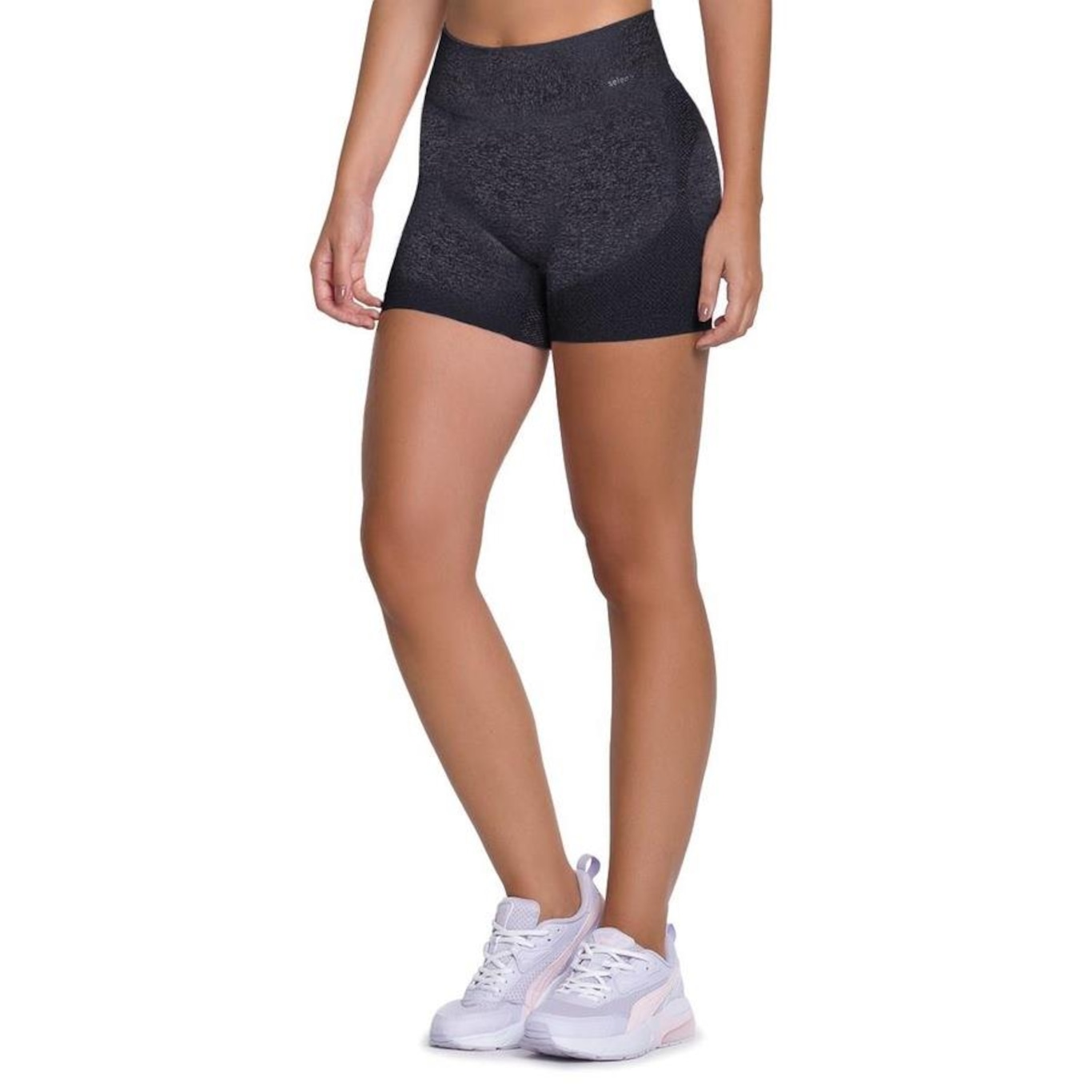 Short Selene sem Costura Fitness Push Up - Feminino - Foto 1