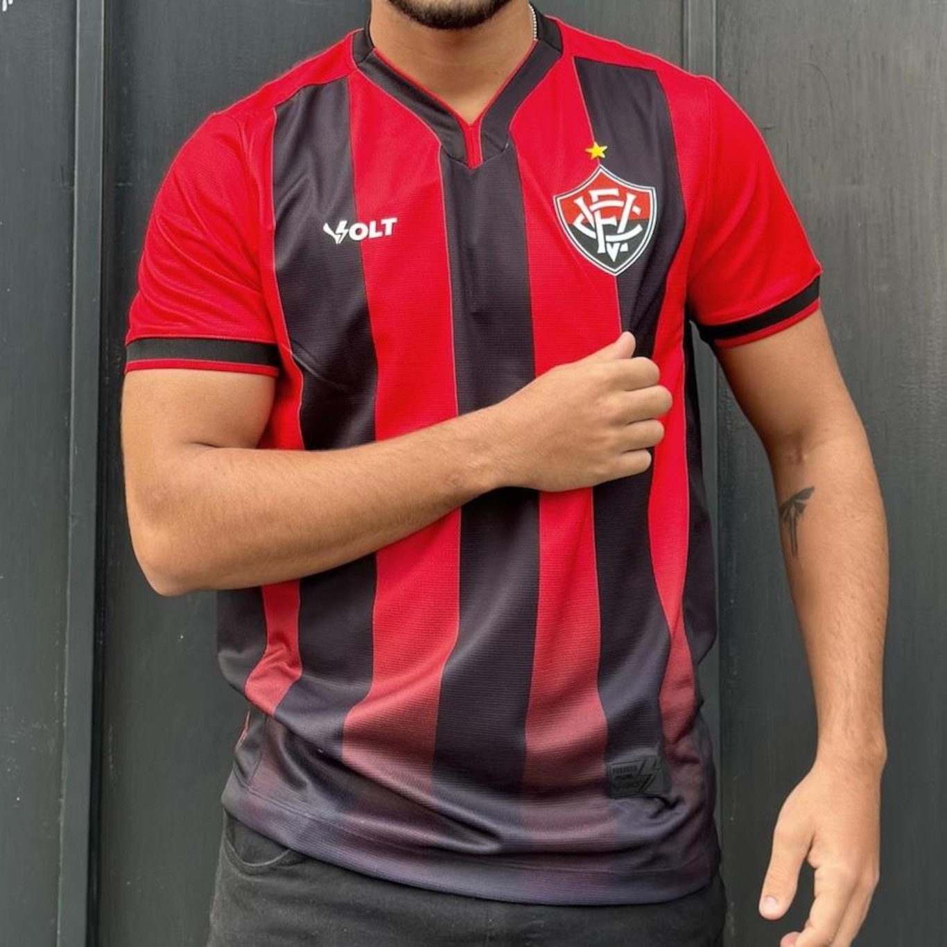 Camisa 1 Vitória Volt 2024 Torcedor - Masculina - Foto 4