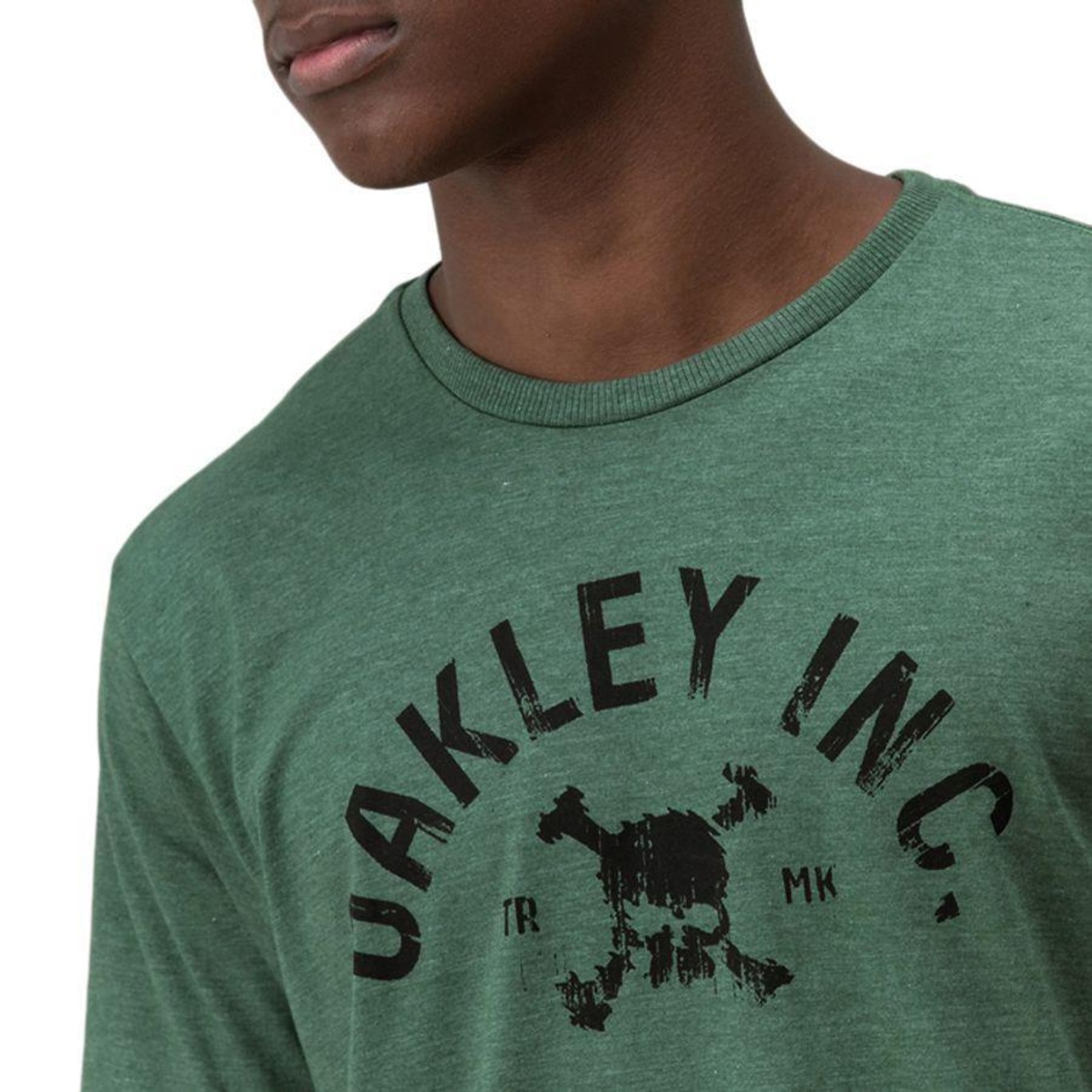 Camiseta Oakley Inc Skull Tee Surplus - Masculina - Foto 4