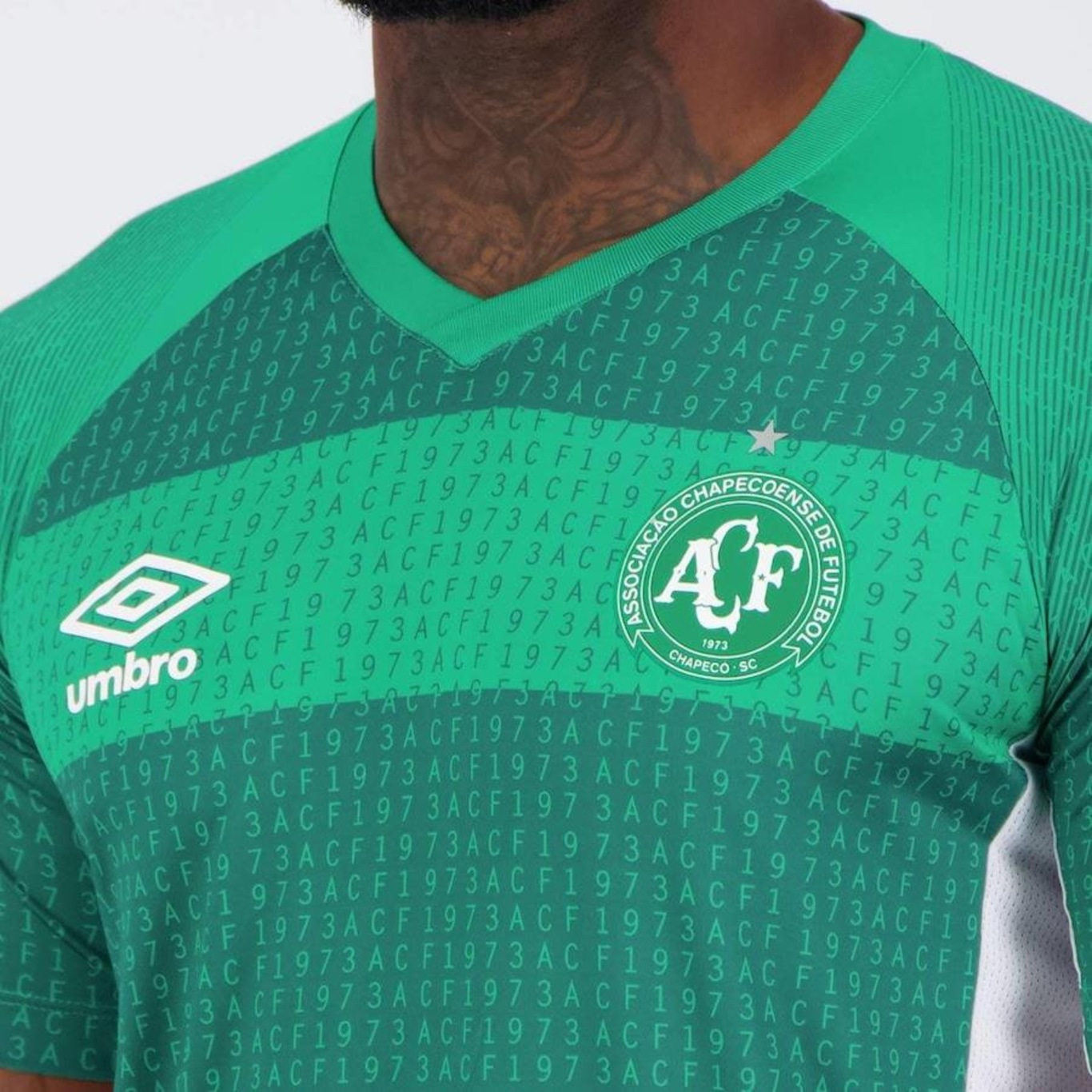 Camisa do Chapecoense Aquecimento 2023 Umbro - Masculina - Foto 5