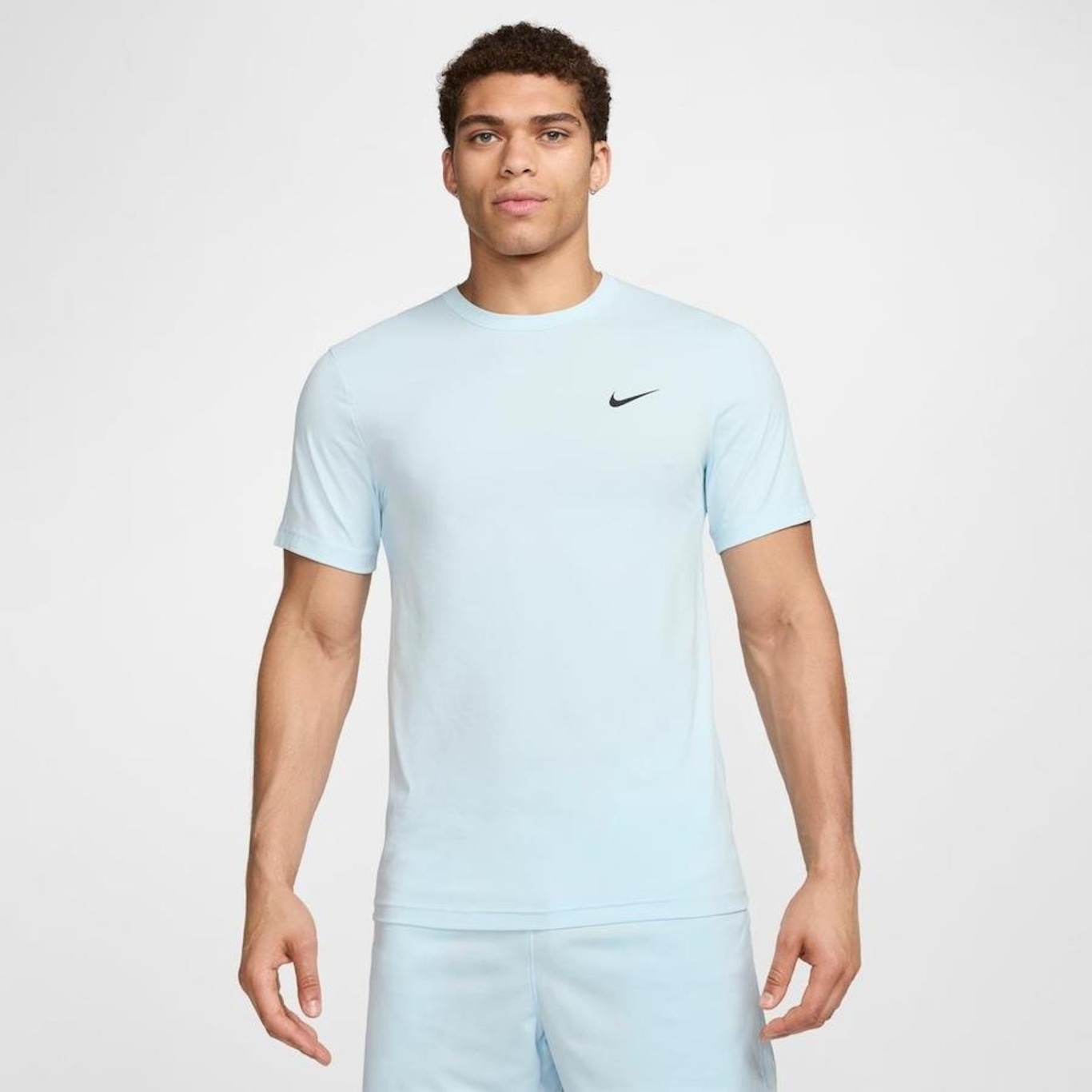 Camiseta Nike Hyverse Dri-Fit Uv - Masculina - Foto 1