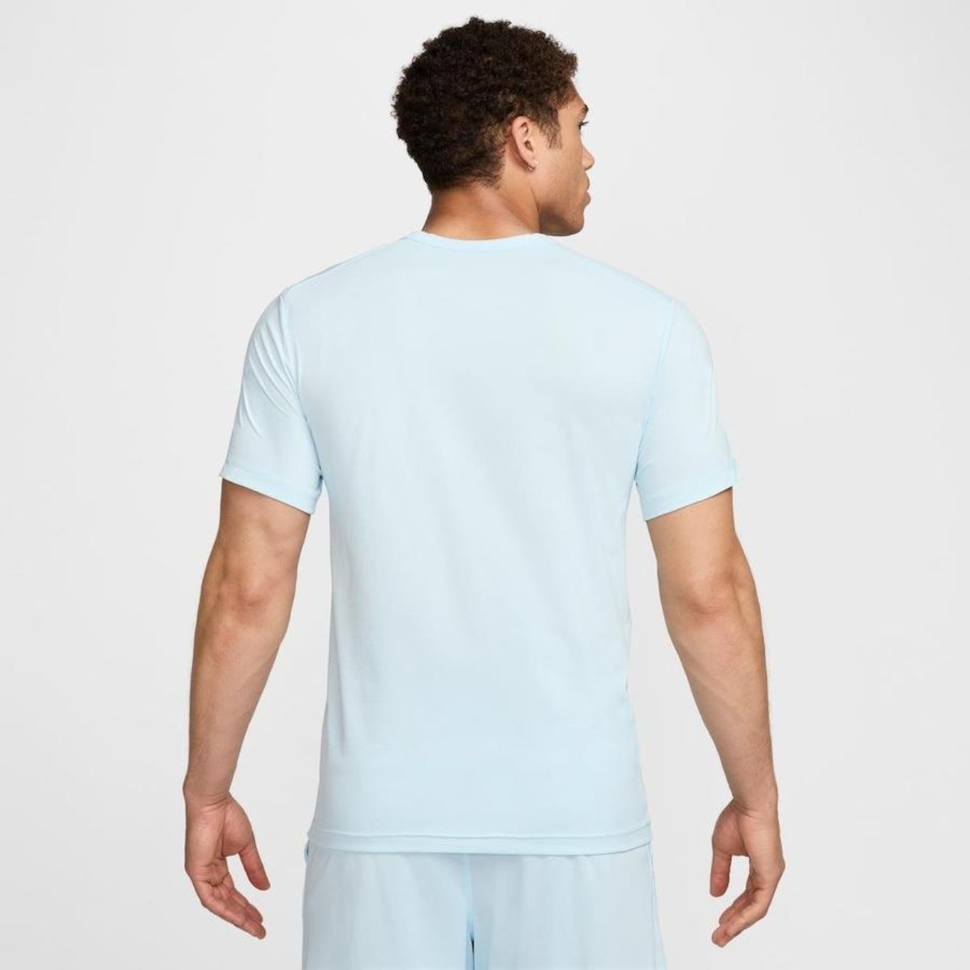 Camiseta Nike Hyverse Dri-Fit Uv - Masculina - Foto 3