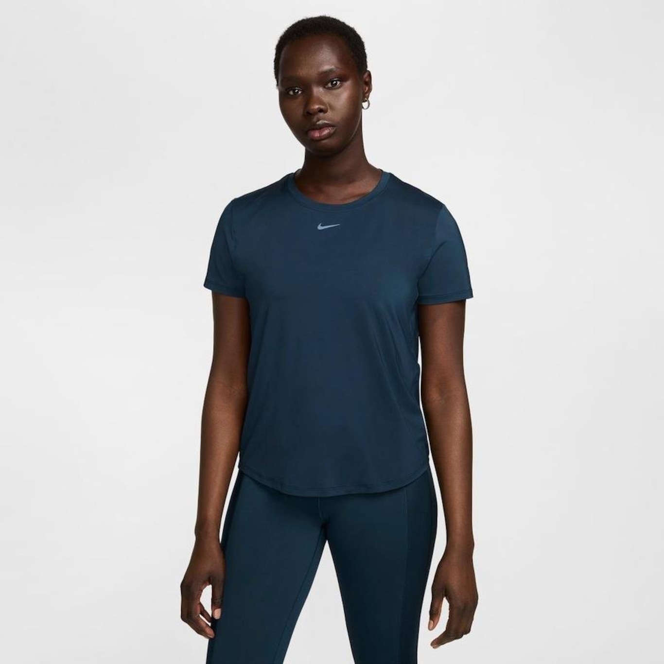 Camiseta Nike Dri-Fit One - Feminina - Foto 1