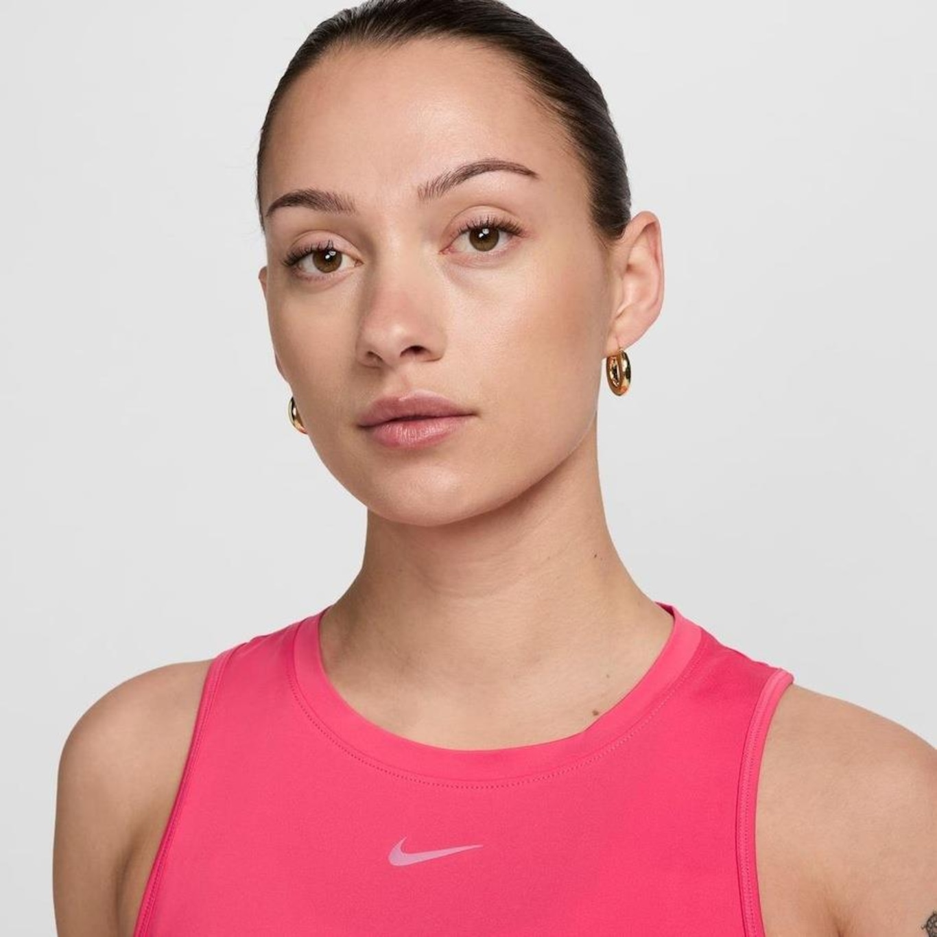 Camiseta Regata Nike Dri-Fit One - Feminina - Foto 2