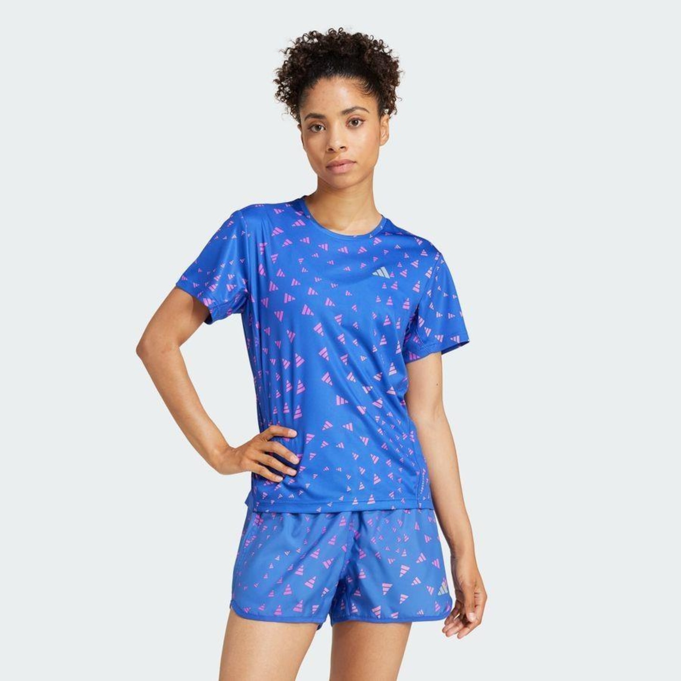 Camiseta adidas Estampada Aeroready - Feminina - Foto 3