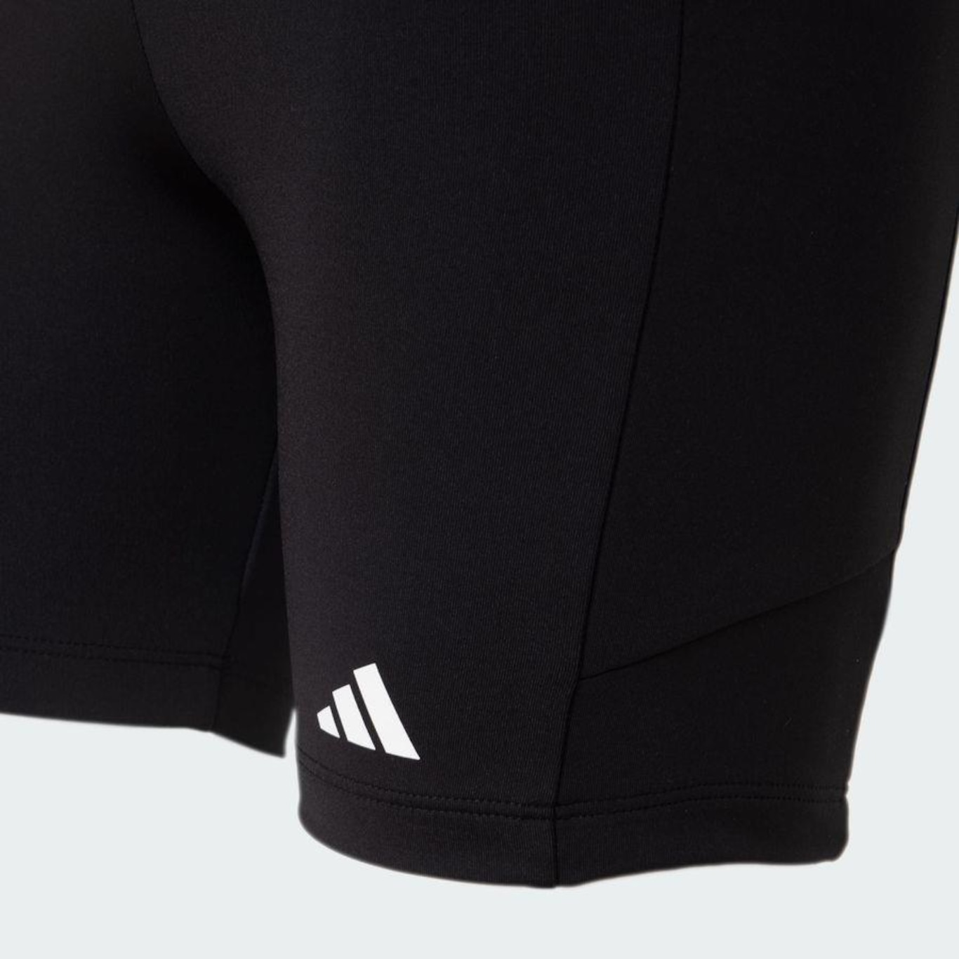 Shorts de Corrida adidas Bolso - Feminino - Foto 4