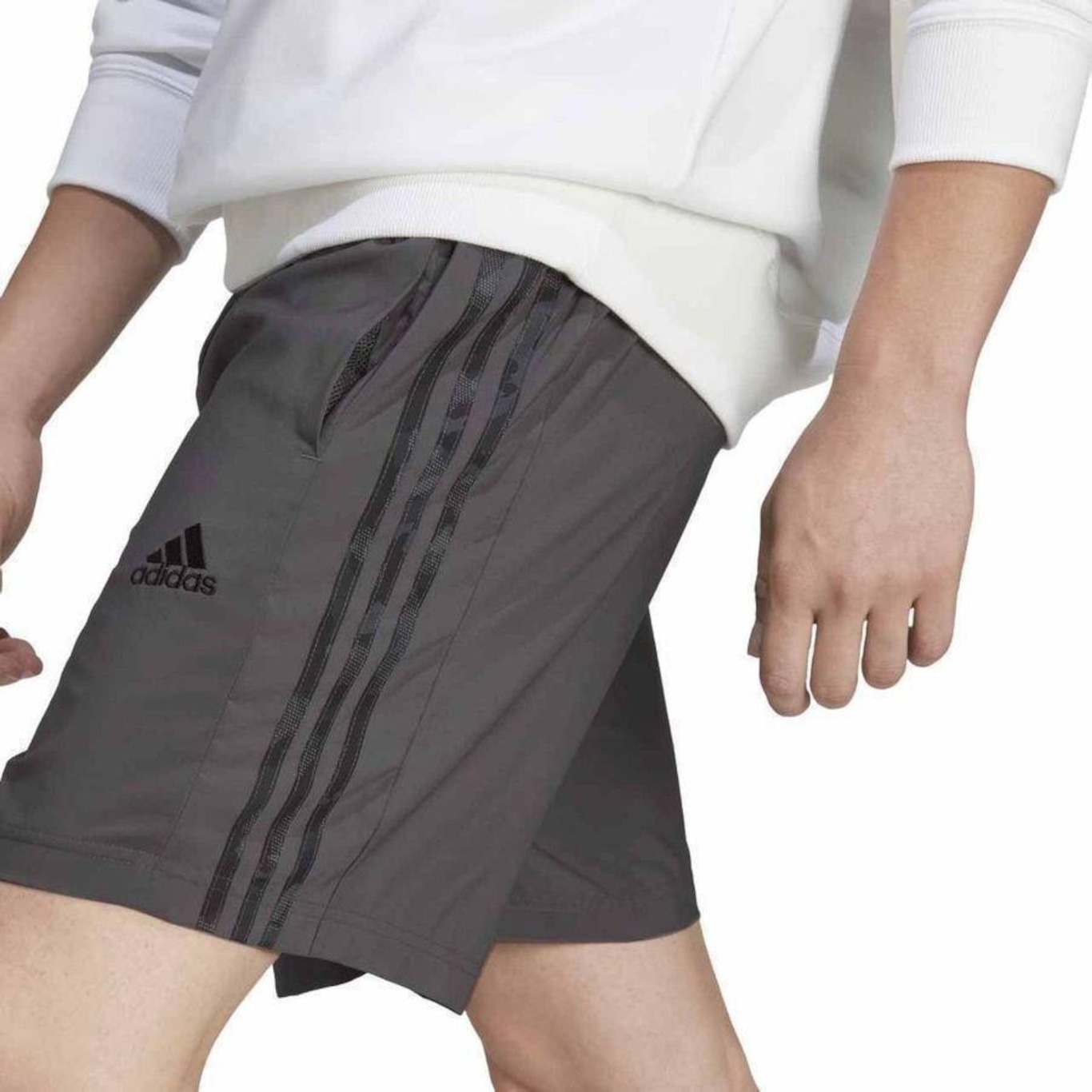 Shorts adidas Chelsea 3 Stripes - Masculino - Foto 6