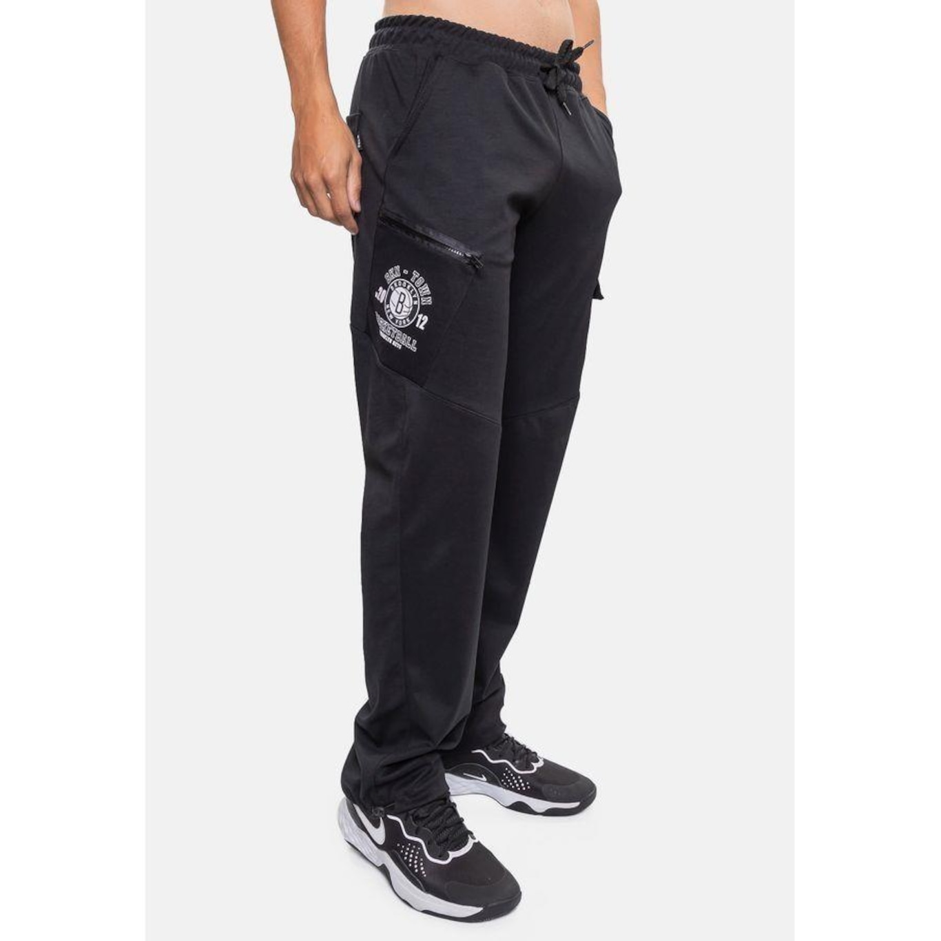 Calça Nba Cargo Sintética Brooklyn Nets - Masculina - Foto 3