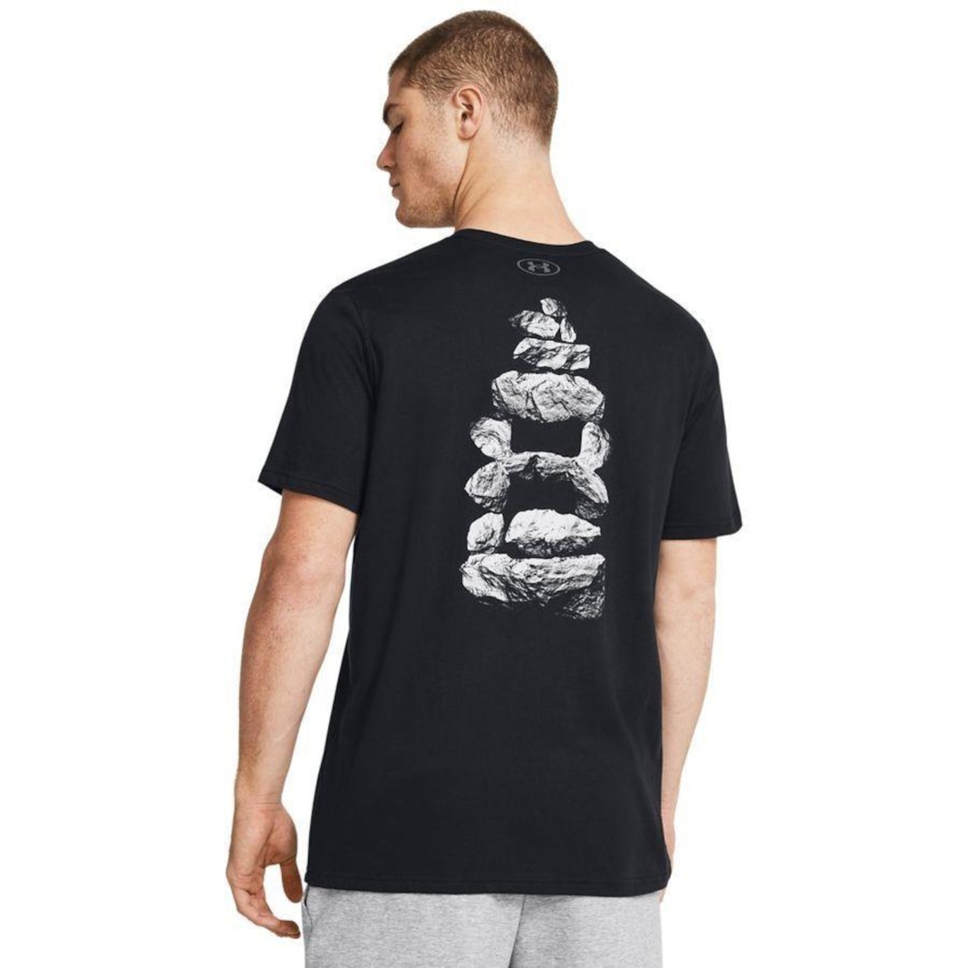 Camiseta Under Armour Outdoor Rock Stack - Masculina - Foto 2