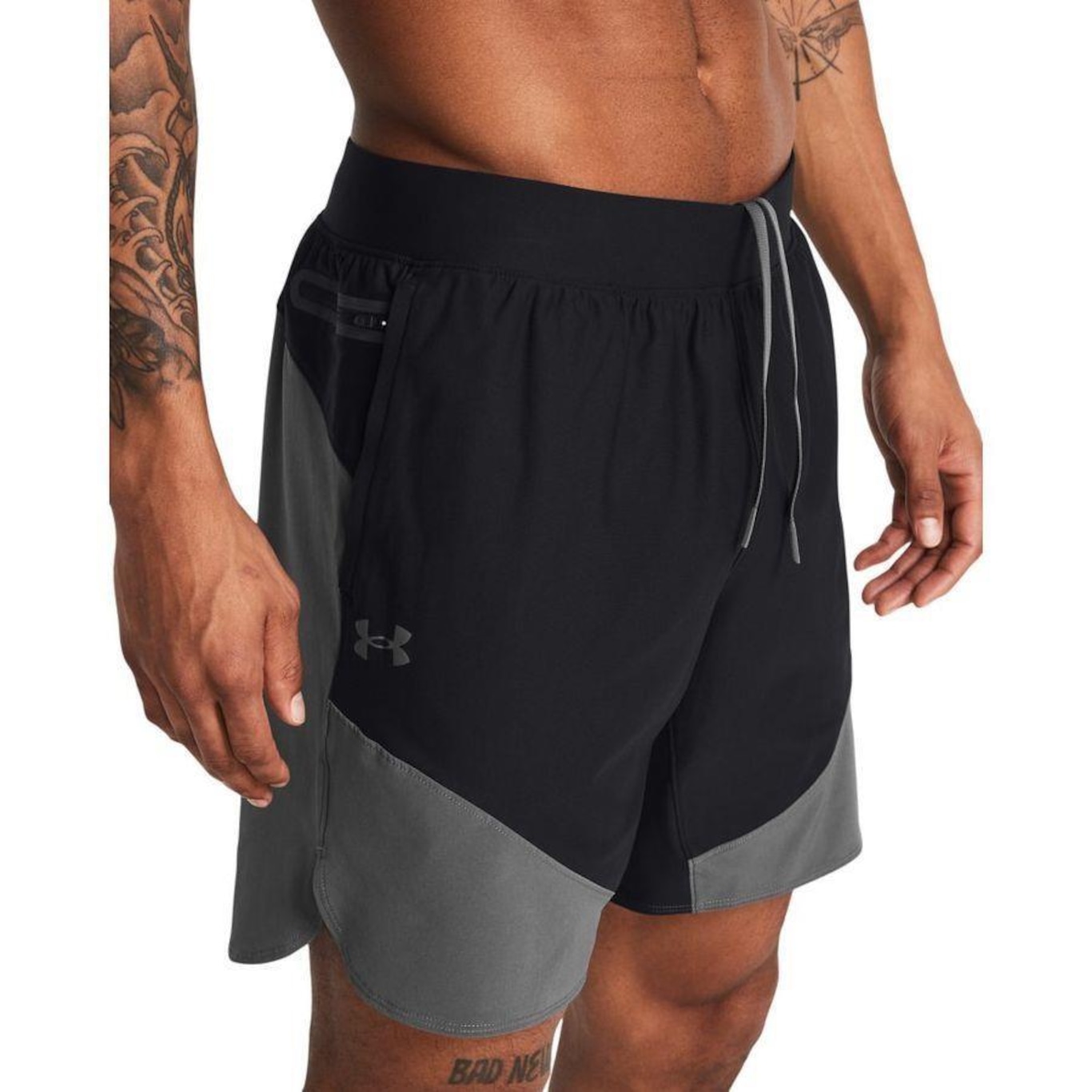 Shorts Under Armour Peak Woven Hybrid - Masculino - Foto 3