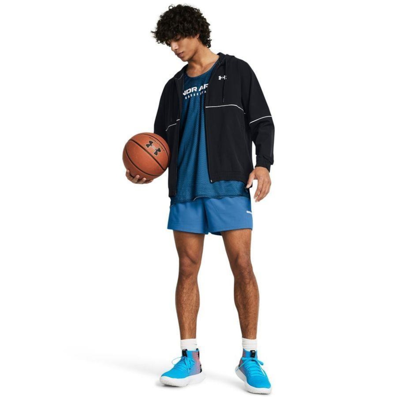 Jaqueta de Treino Under Armour Baseline Woven - Masculina - Foto 4