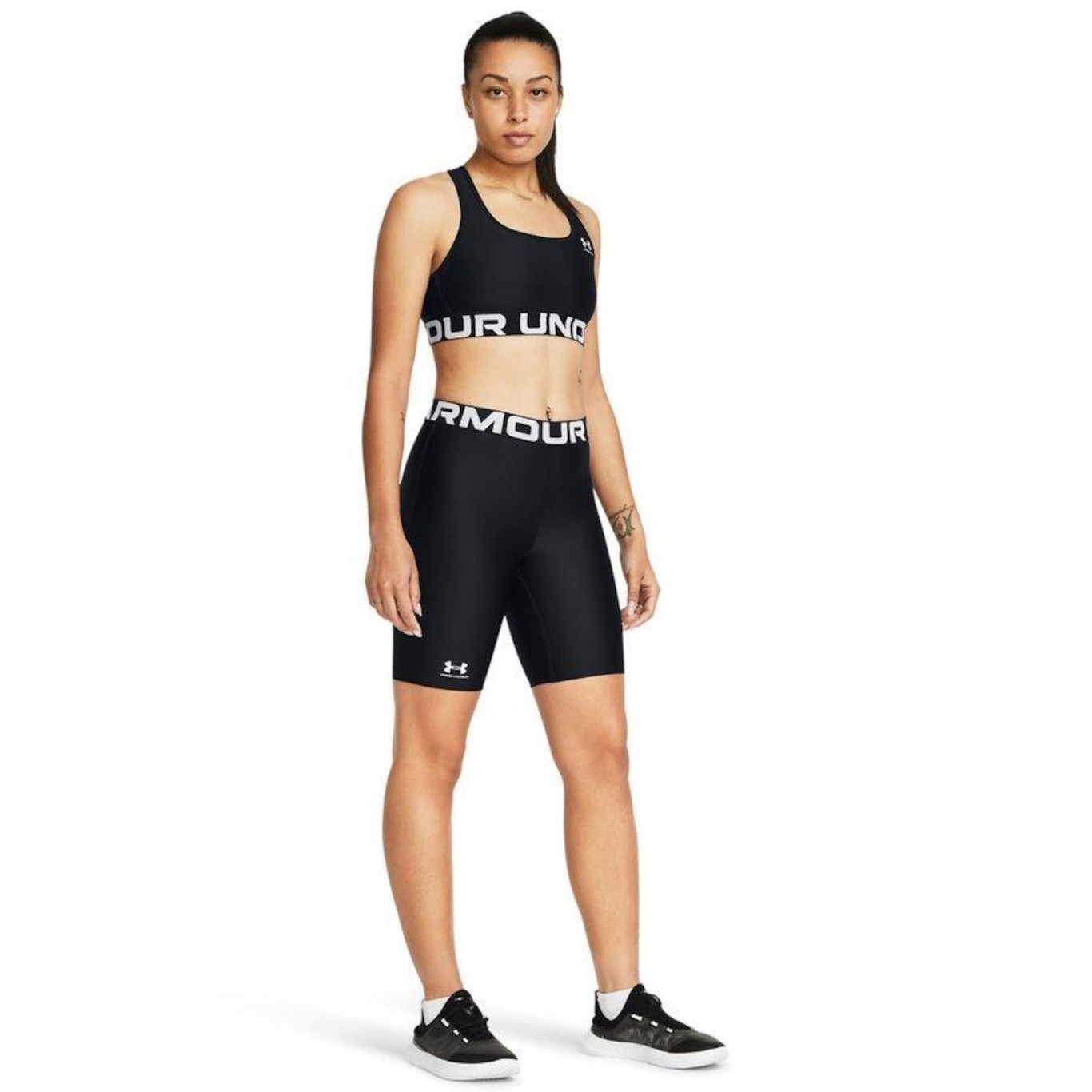 Shorts Under Armour Heatgear Authentics - Feminino - Foto 4