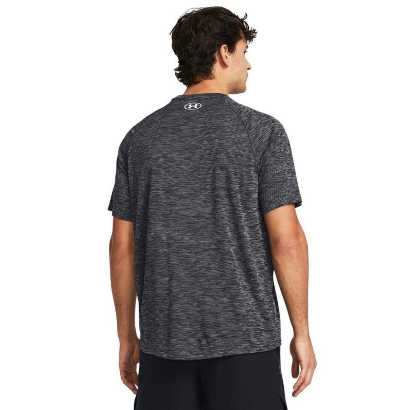 Camiseta Under Armour Tech Textured - Masculina - Foto 2