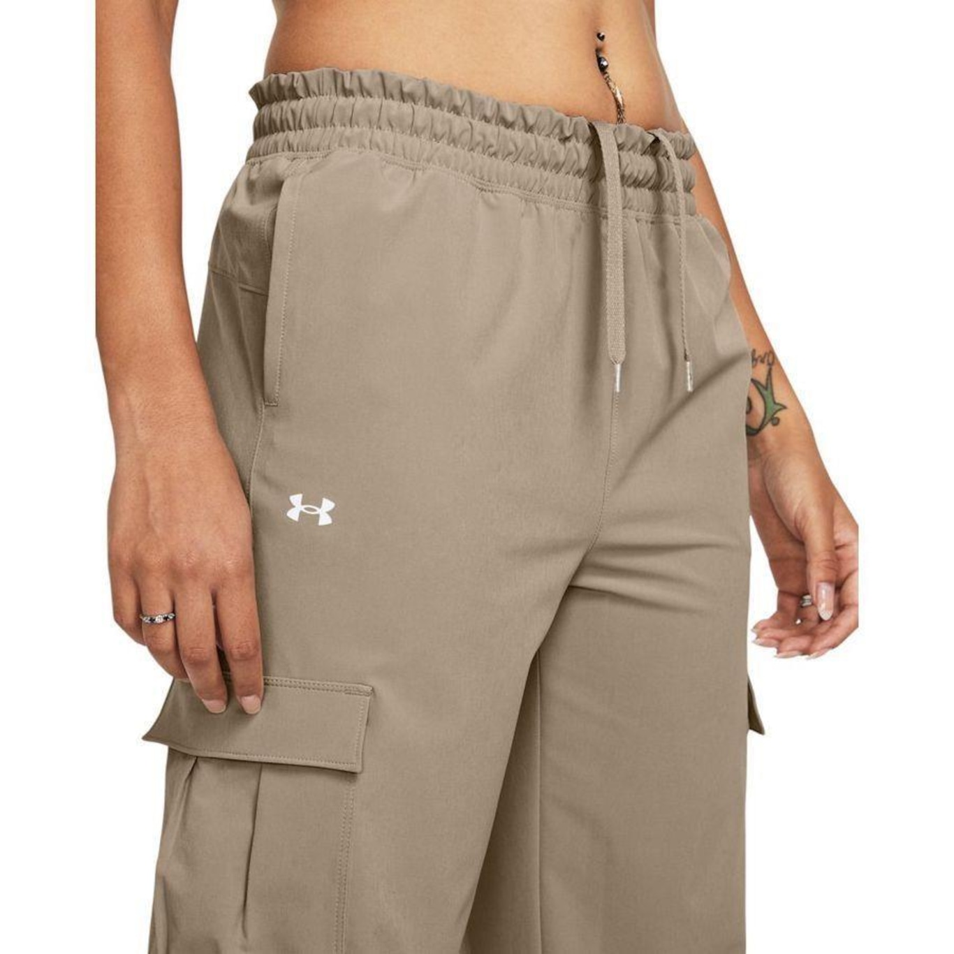 Calça Under Armour Armoursport Woven Cargo - Feminina - Foto 3