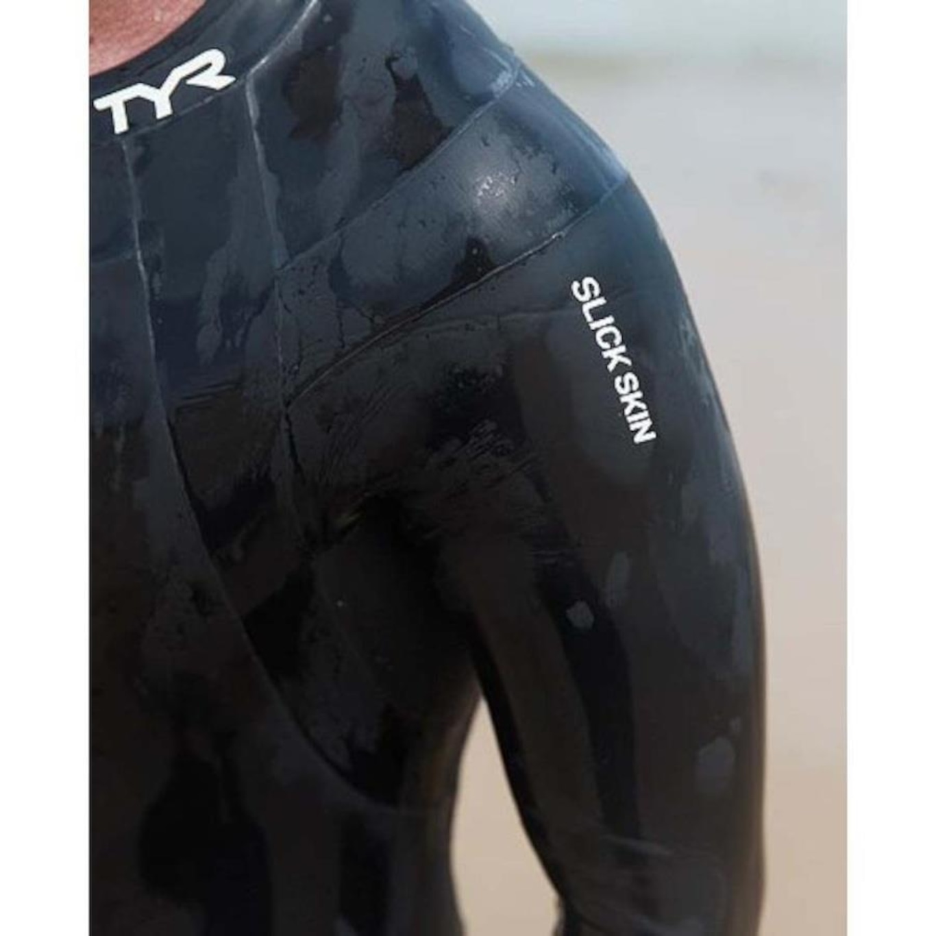 Roupa de Borracha (Wetsuit) Tyr Hurricane Cat 1 - Masculina - Foto 5