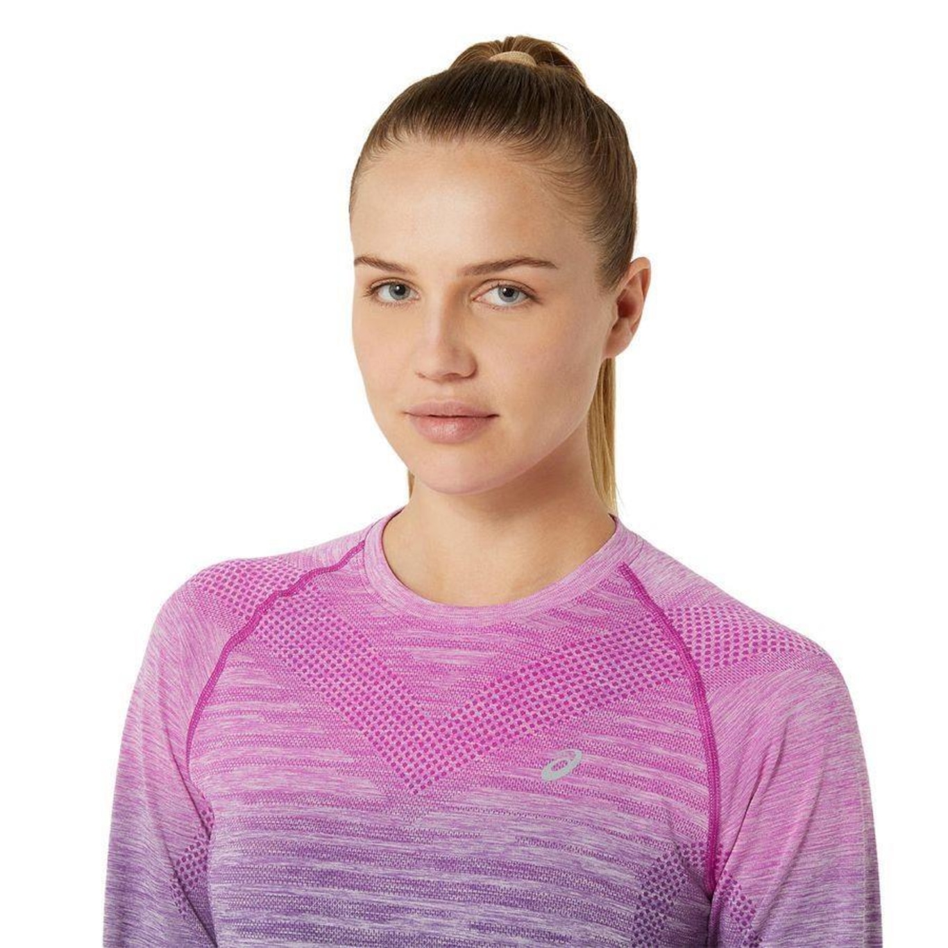 Camiseta Asics Manga Longa Activebreeze - Feminina - Foto 4