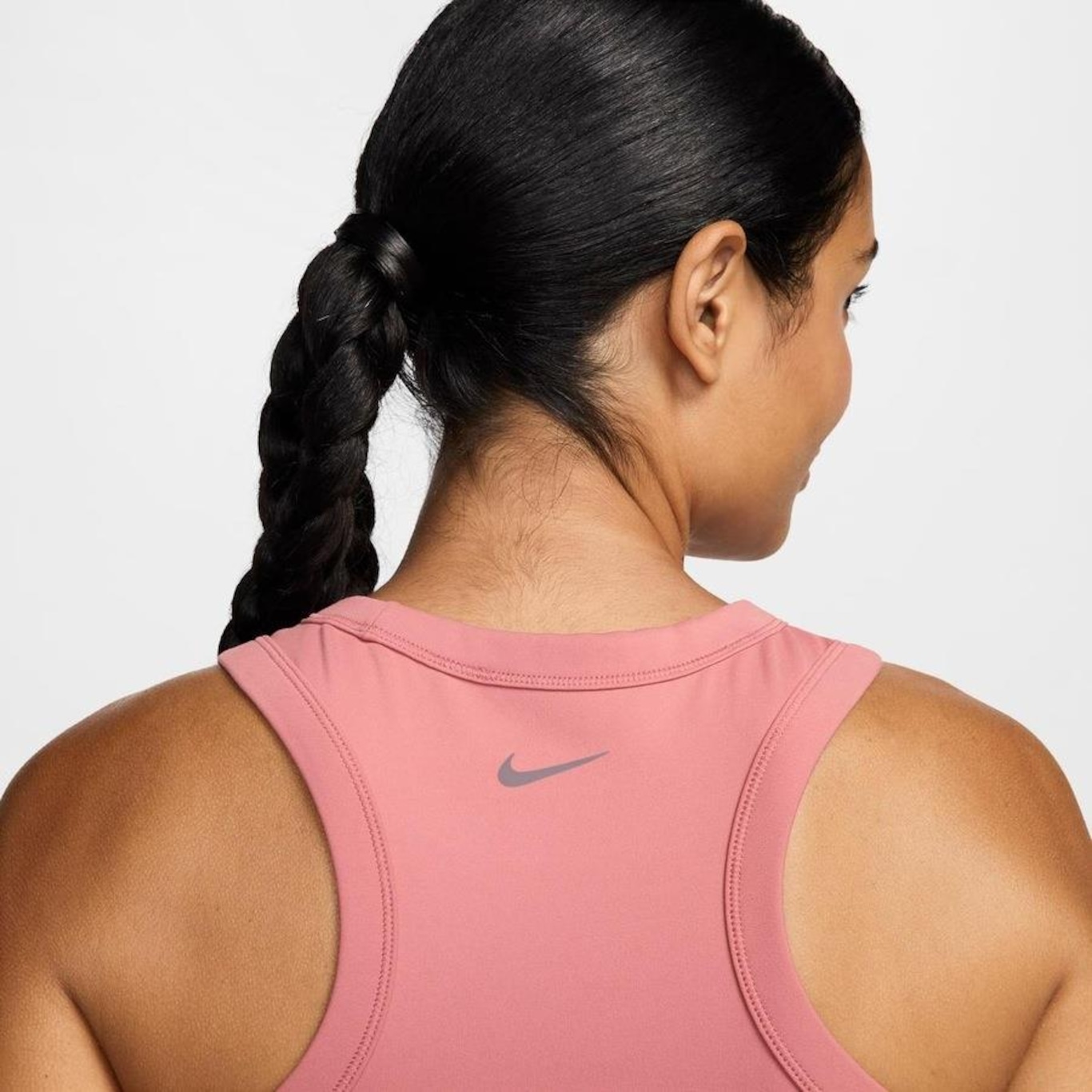 Camiseta Regata Nike Dri-Fit One Cropped - Feminina - Foto 4