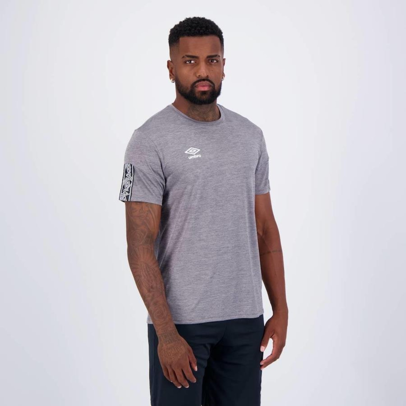 Camiseta Umbro Twr Docket - Masculina - Foto 2