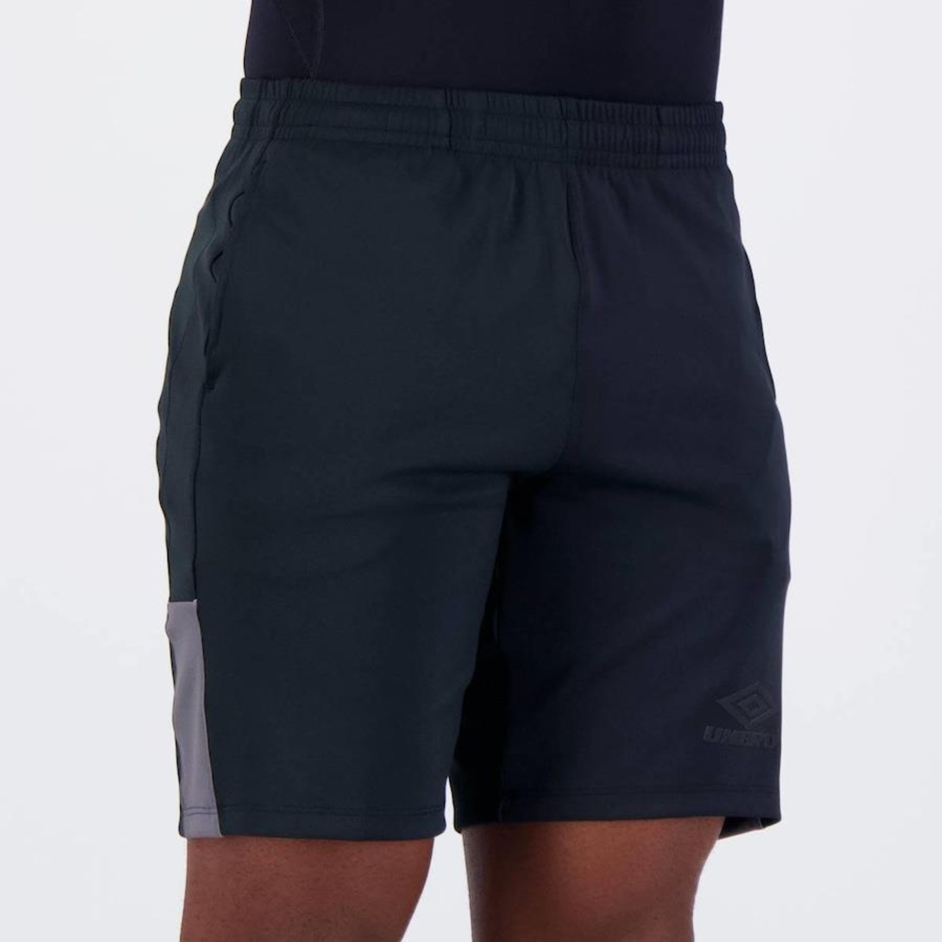 Bermuda Umbro Football Line - Masculina - Foto 2