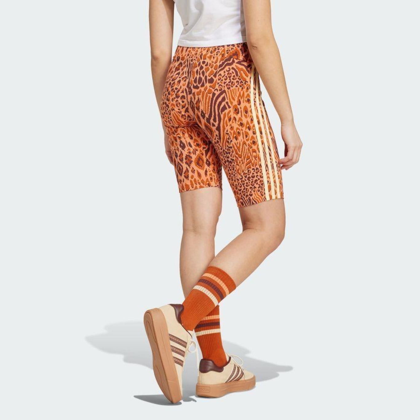 Shorts Biker adidas X Farm Rio - Feminino - Foto 5