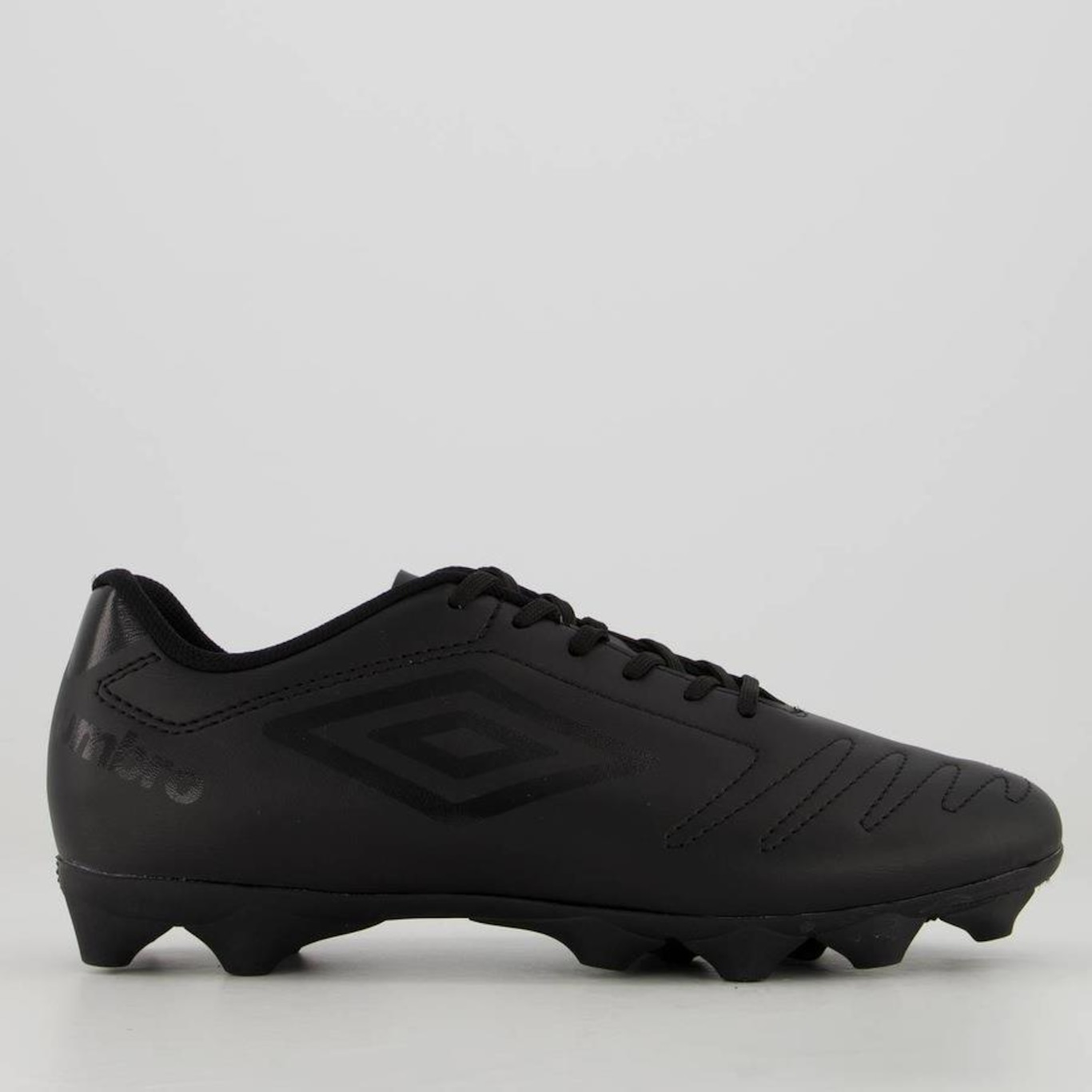 Chuteira de Campo Umbro Class Rb All Black - Adulto - Foto 1