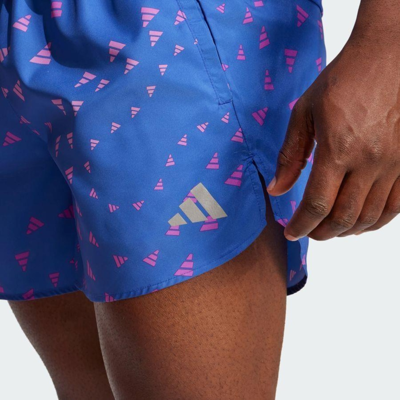 Shorts adidas Run It Wind.Rdy - Masculino - Foto 5