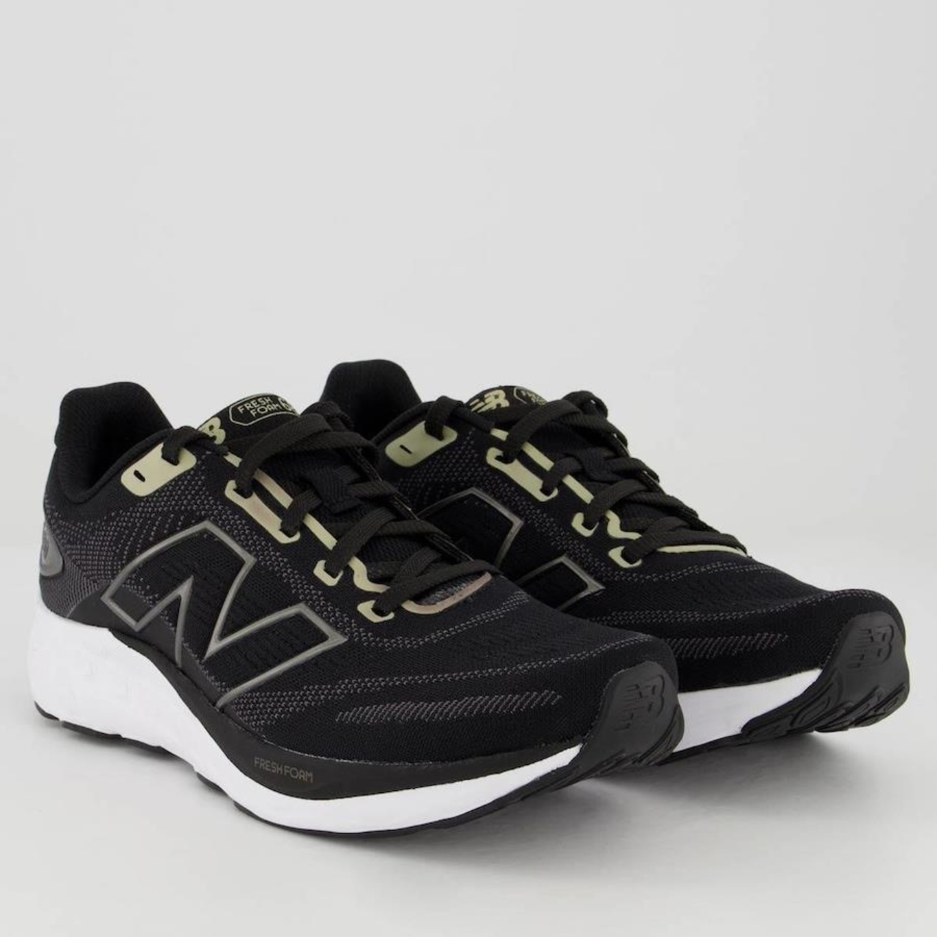 Tênis New Balance Fresh Foam 680V8 Feminino - Foto 2