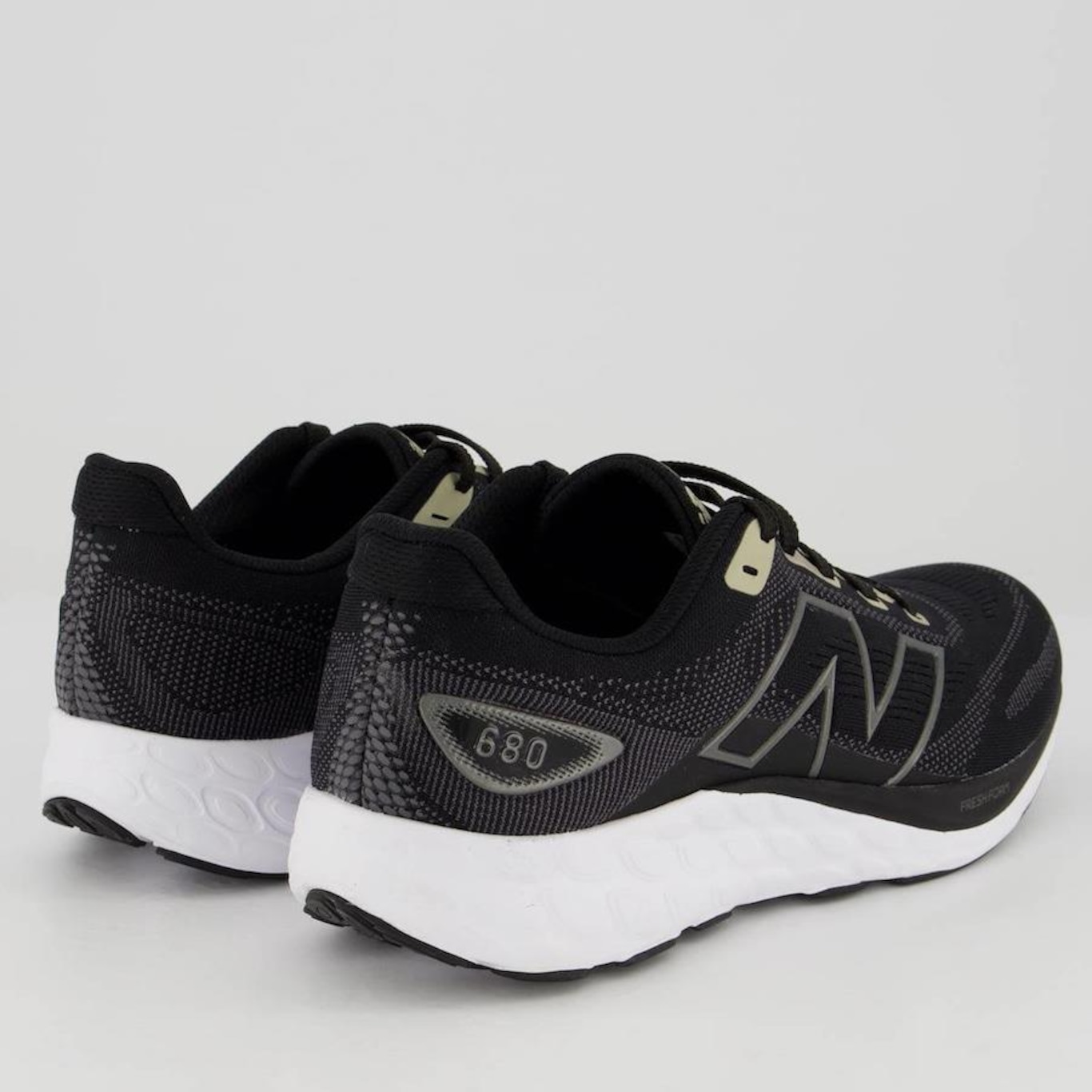 Tênis New Balance Fresh Foam 680V8 Feminino - Foto 3