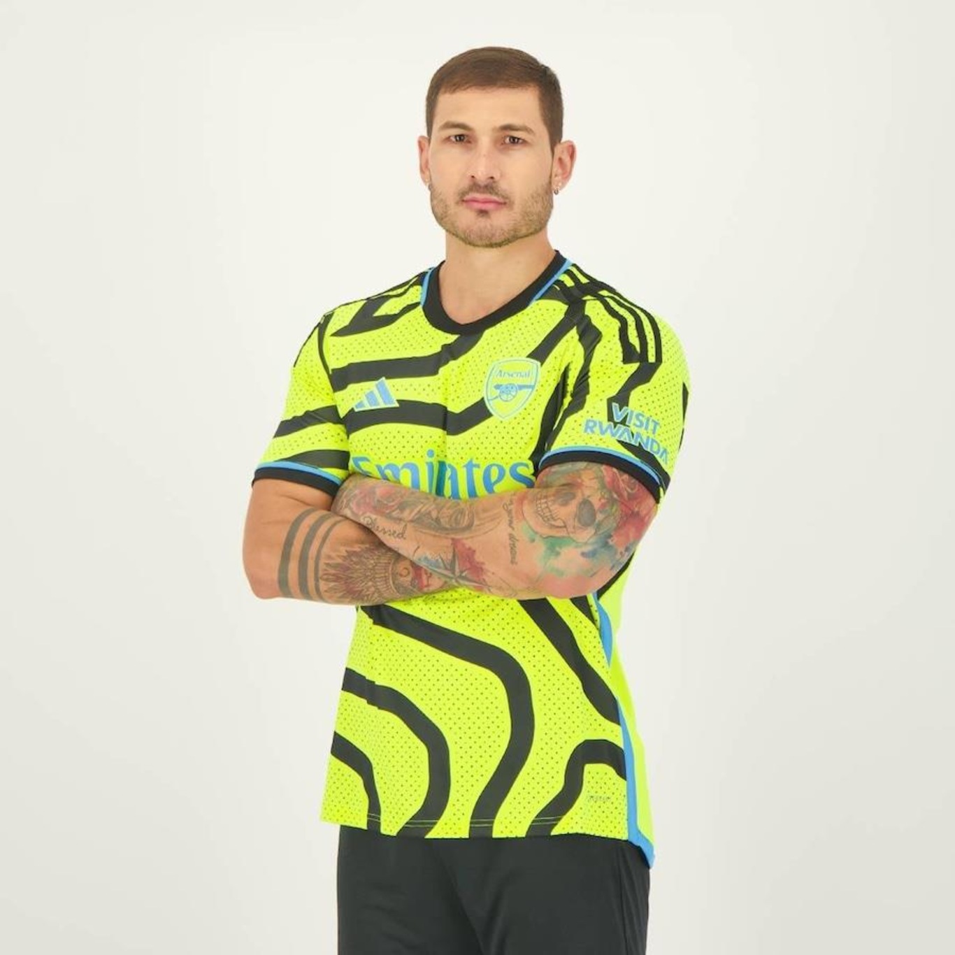 Camisa adidas Arsenal Away 2024 6 Gabriel  - Masculina - Foto 4