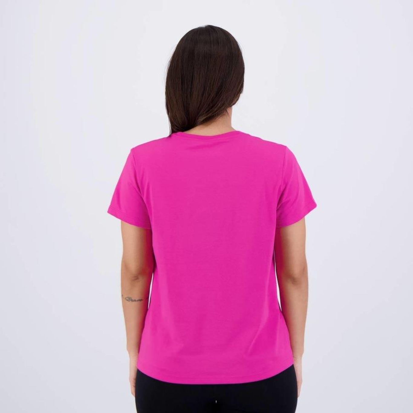 Camiseta Under Armour Live Sportstyle - Feminina - Foto 4