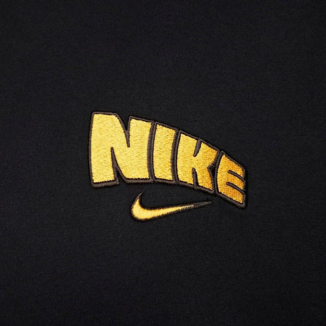 Camiseta Nike Sportswear Vintage Feminina - Foto 4