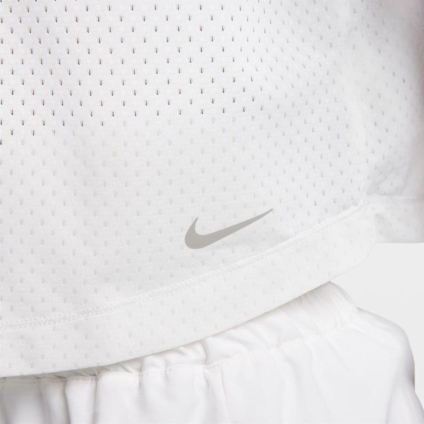 Camiseta Nike One Classic - Feminina - Foto 3