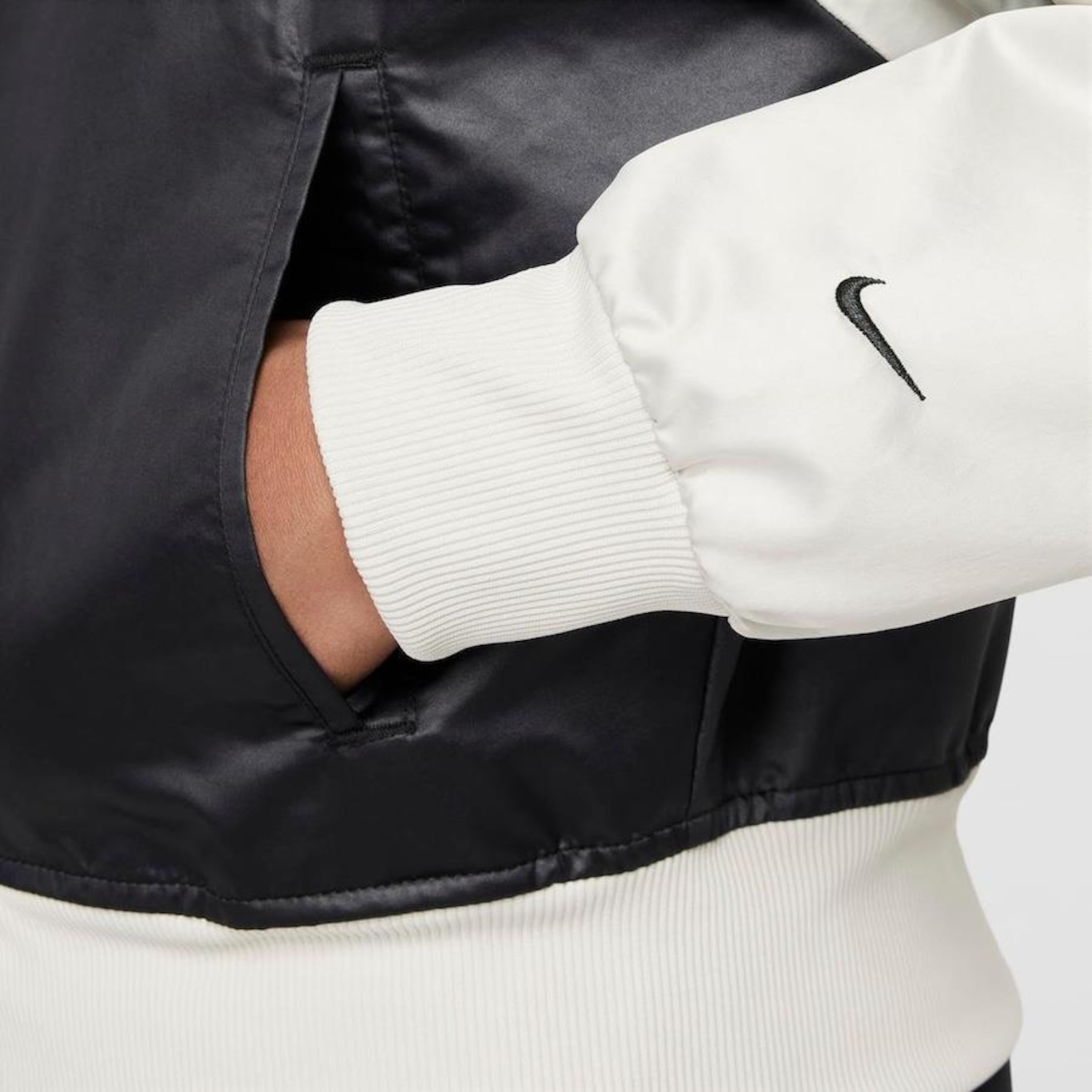 Jaqueta sem Capuz Nike Sportswear Varsity - Infantil - Foto 3