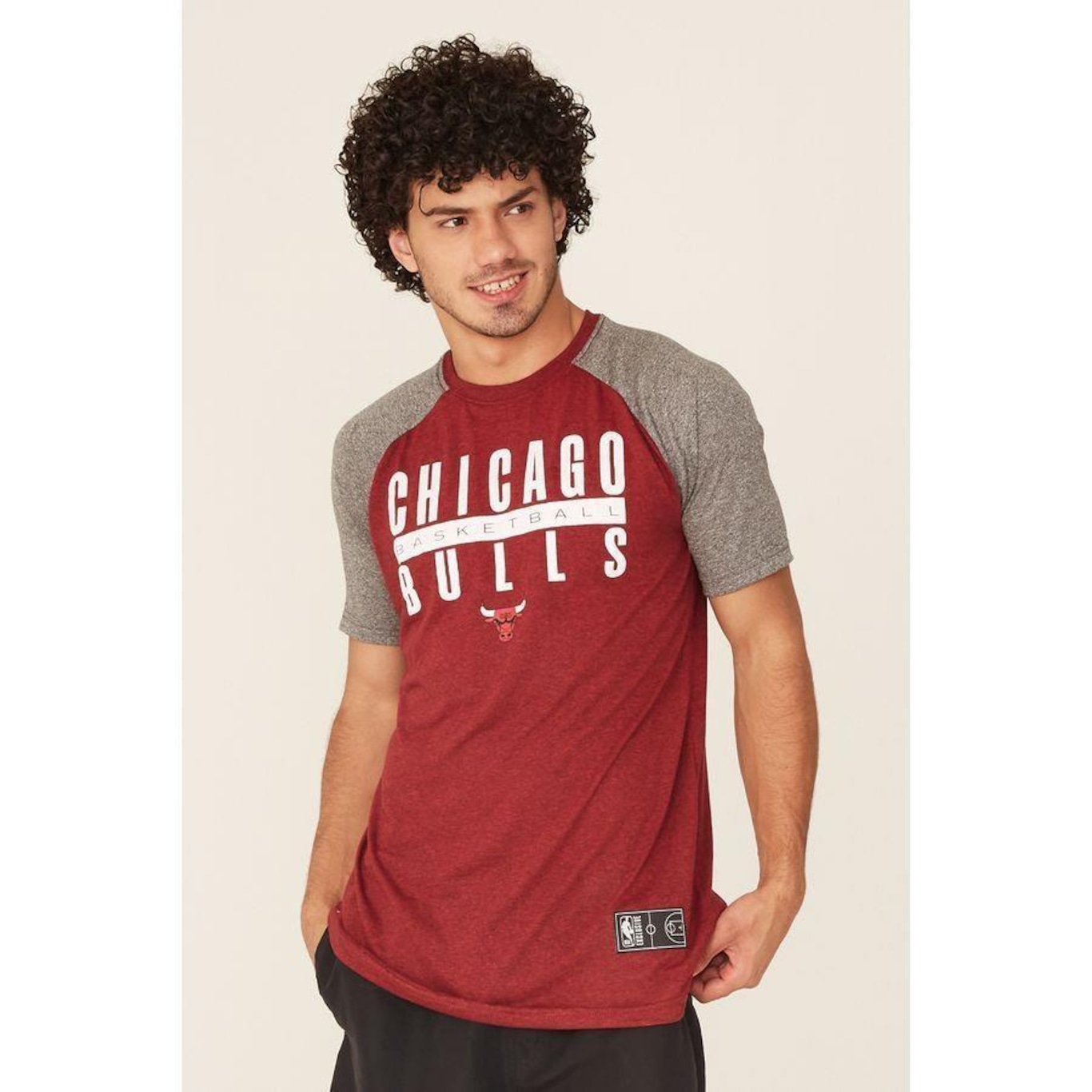 Camiseta Nba Raglan Estampada Chicago Bulls Casual - Masculina - Foto 1