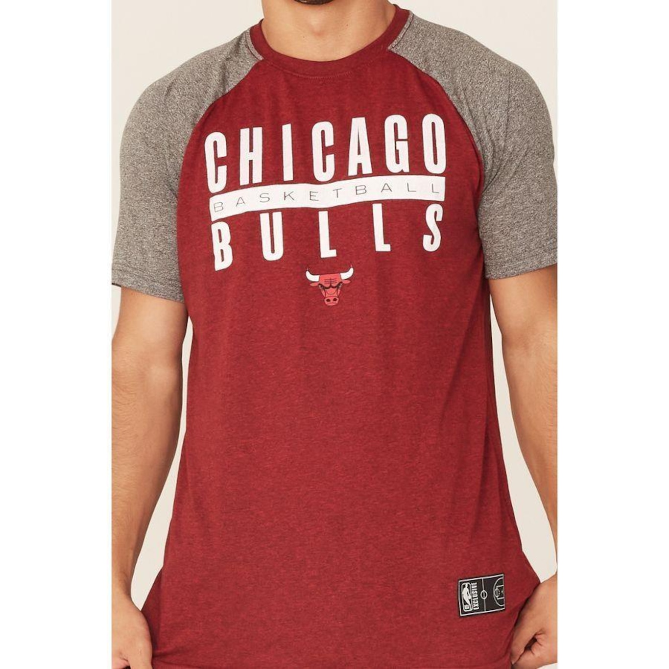 Camiseta Nba Raglan Estampada Chicago Bulls Casual - Masculina - Foto 2