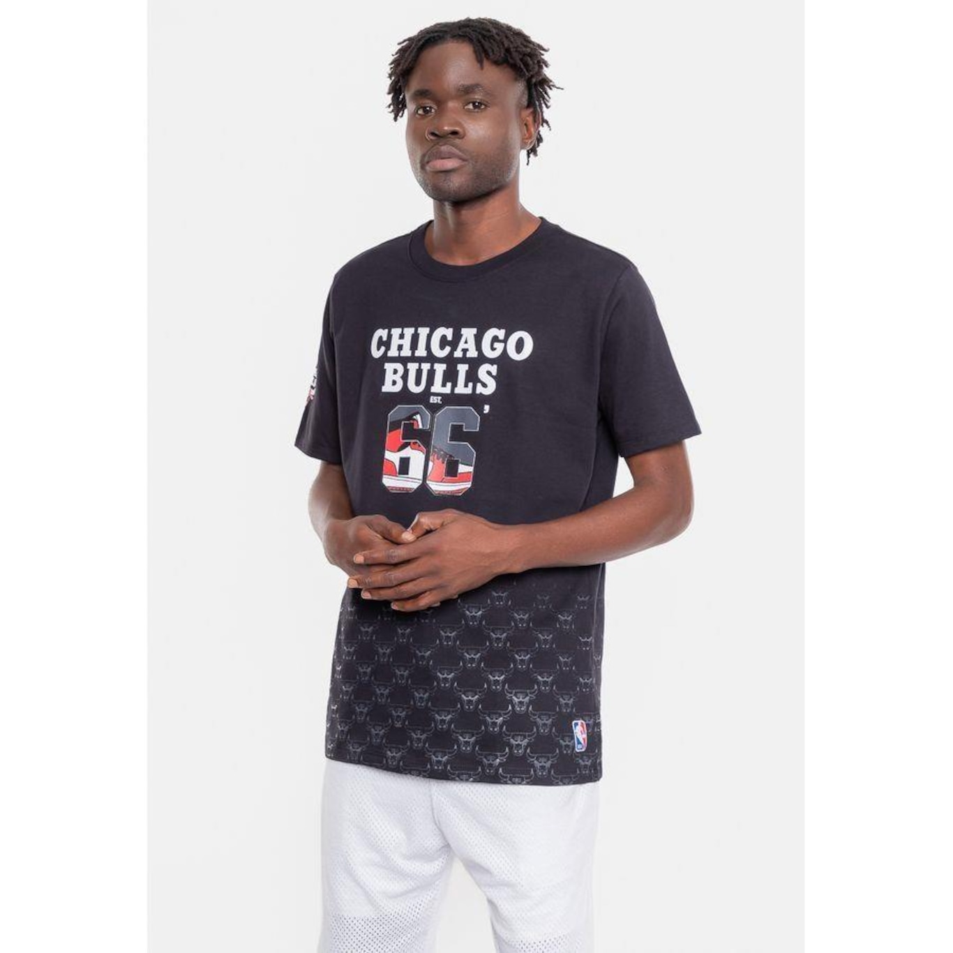 Camiseta Nba Sneakers Chicago Bulls - Masculina - Foto 3