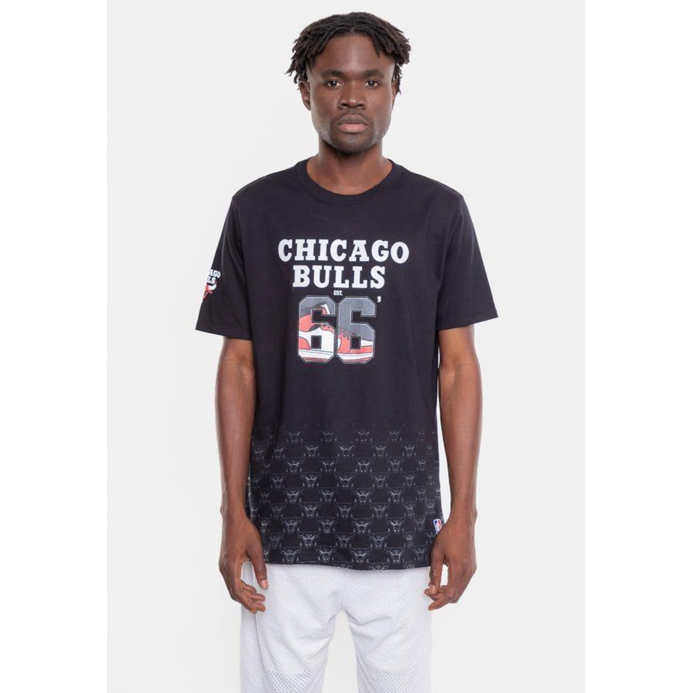 Camiseta Nba Sneakers Chicago Bulls - Masculina - Foto 4