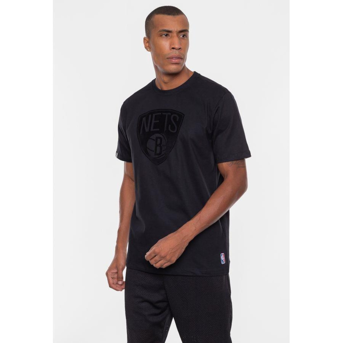 Camiseta Nba Velvet Logo Brooklyn Nets - Masculina - Foto 2