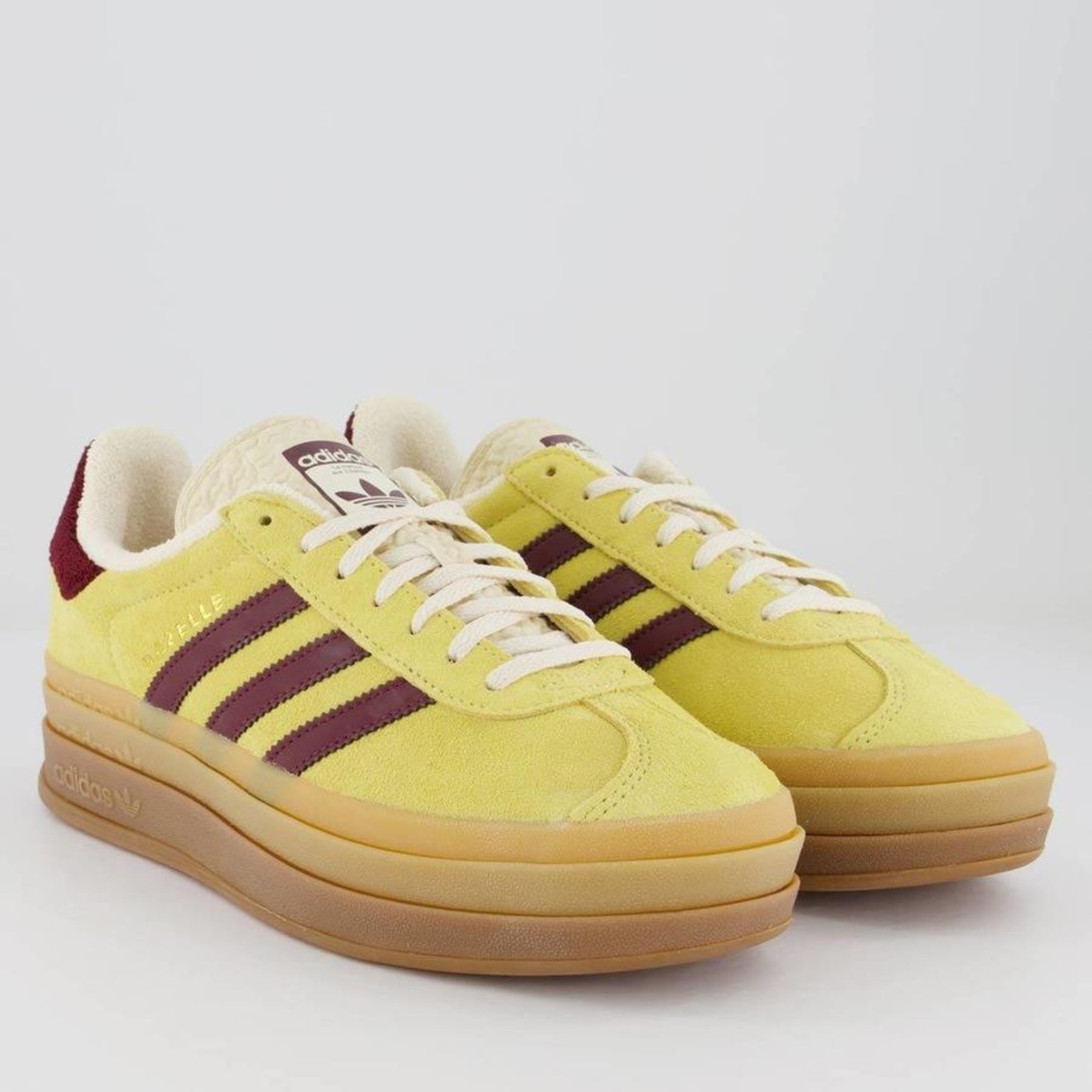 Tênis Adidas Gazelle Bold Amarelo e Marrom | Centauro