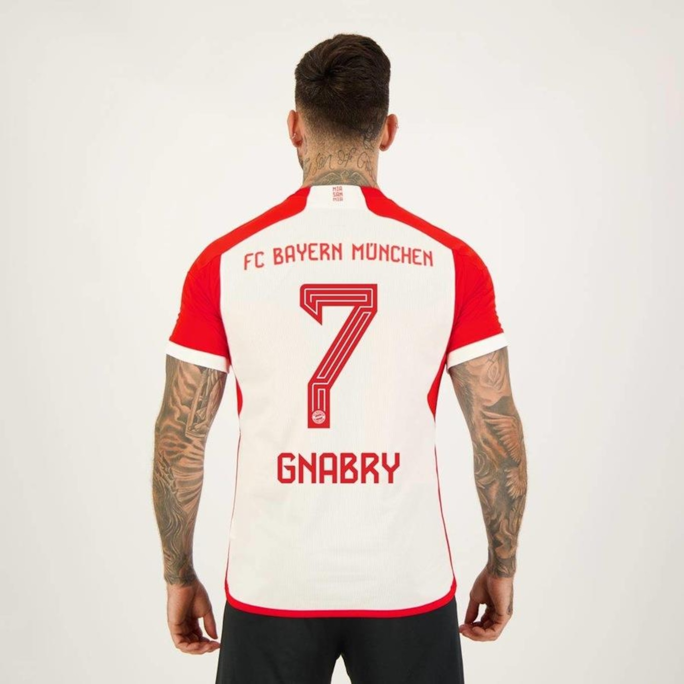 Camisa Bayern 2024 adidas Home 7 Gnabry - Masculina - Foto 2