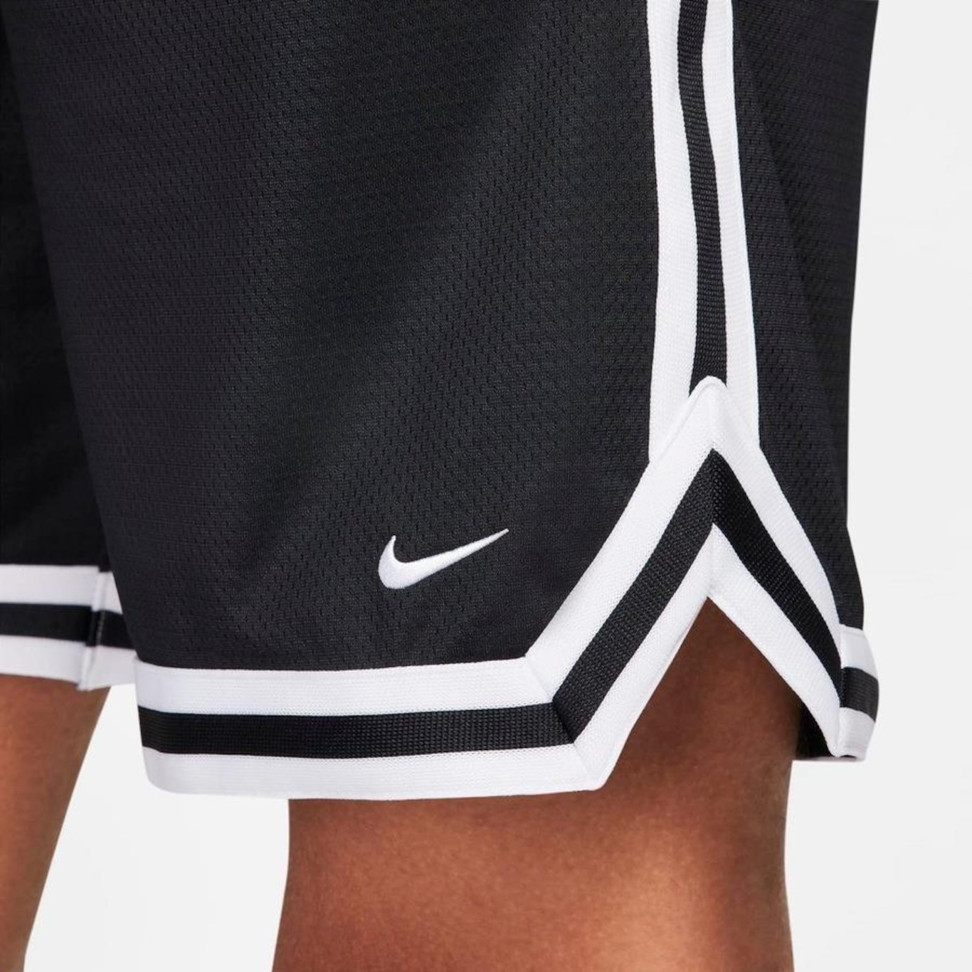 Short Nike Dna 8In - Masculino - Foto 5