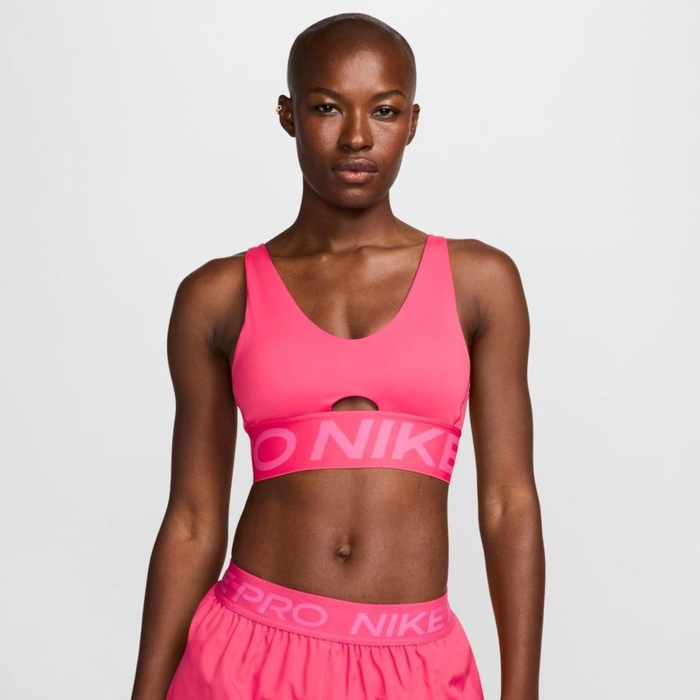 Top Fitness Nike Pro Indy Plunge - Feminino - Foto 1