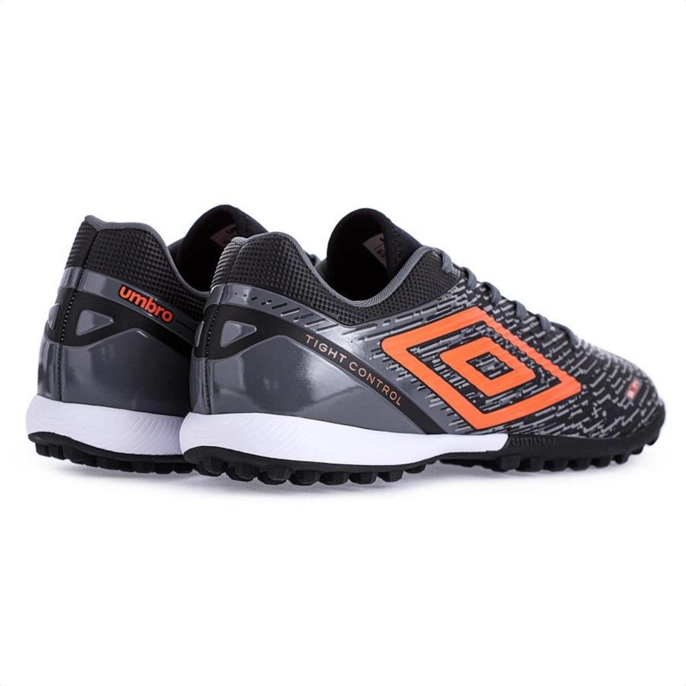 Chuteira Umbro Society Gravity Preto Grafite E Laranja - Masculino - Foto 4